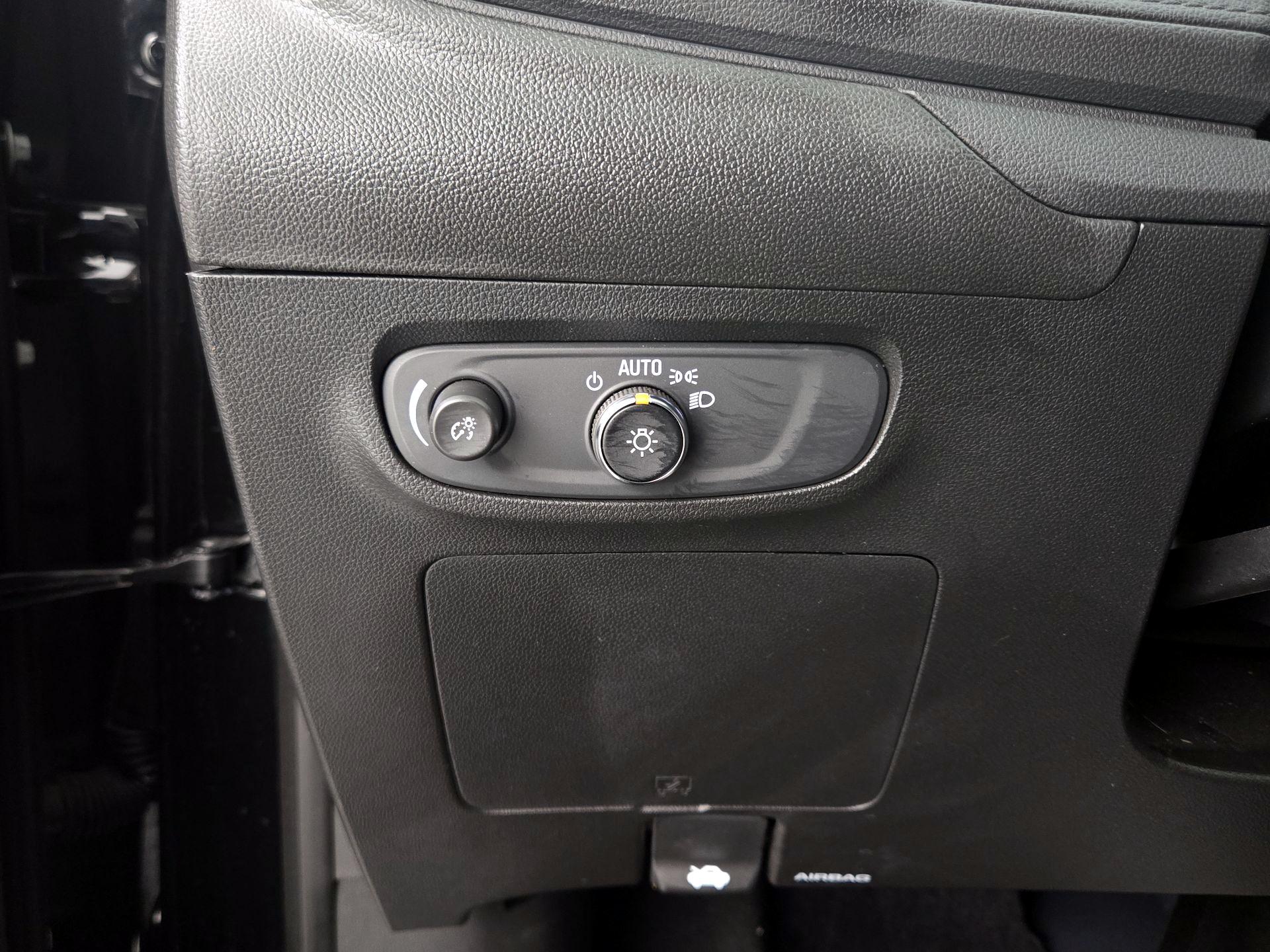 Thumbnail: 2025 Buick Encore GX - 13