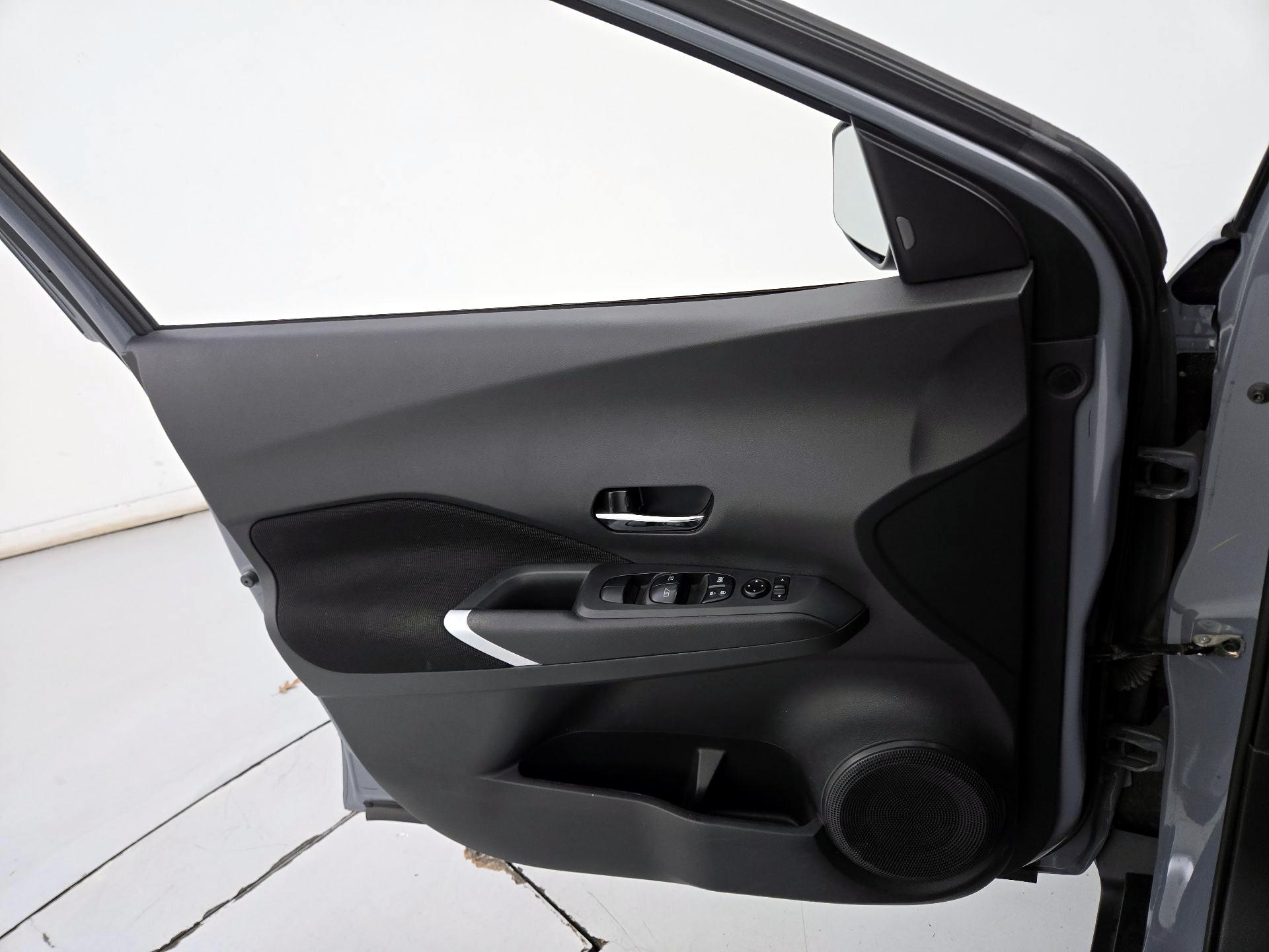 Thumbnail: 2022 Nissan Kicks - 12