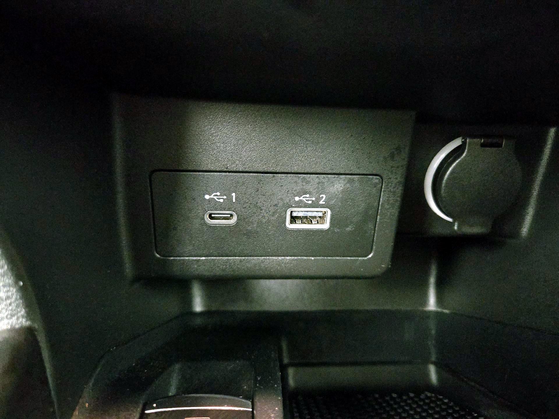 Thumbnail: 2022 Nissan Kicks - 17