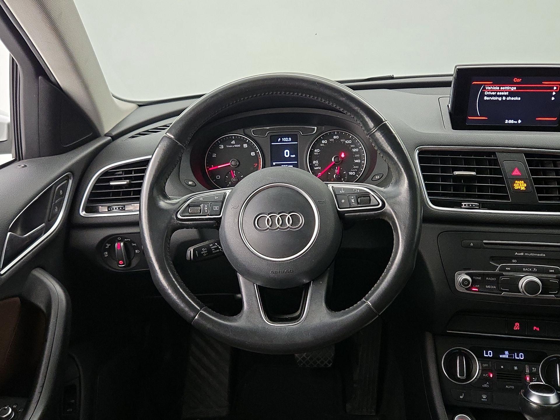 Thumbnail: 2016 Audi Q3 - 10