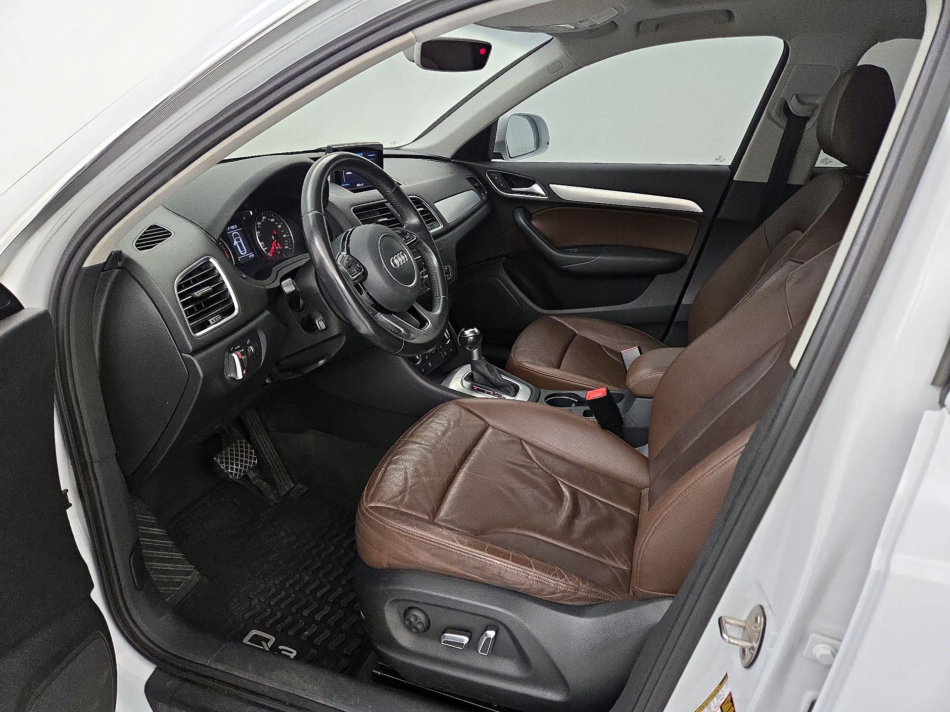 Thumbnail: 2016 Audi Q3 - 11