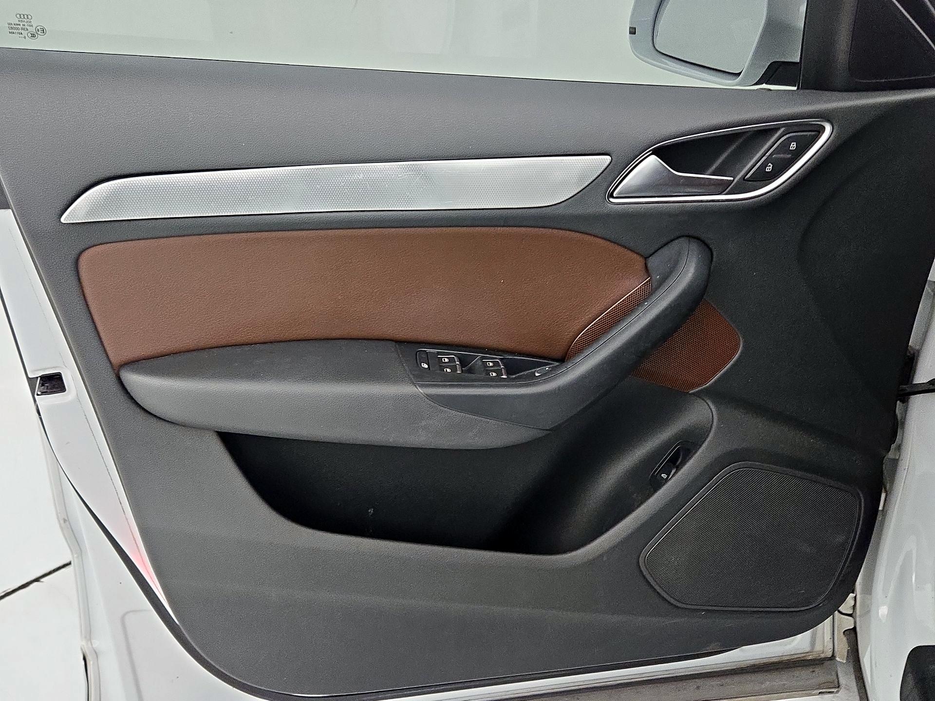 Thumbnail: 2016 Audi Q3 - 12