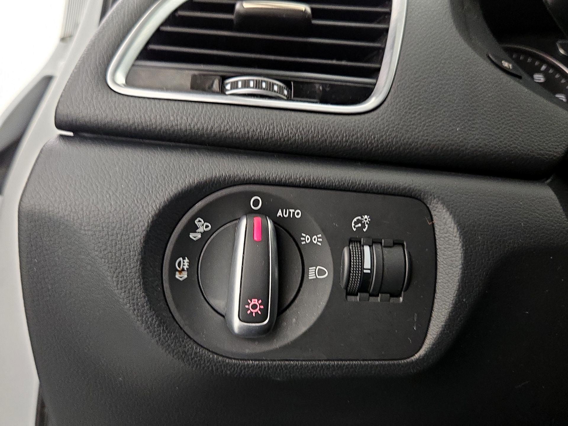 Thumbnail: 2016 Audi Q3 - 13