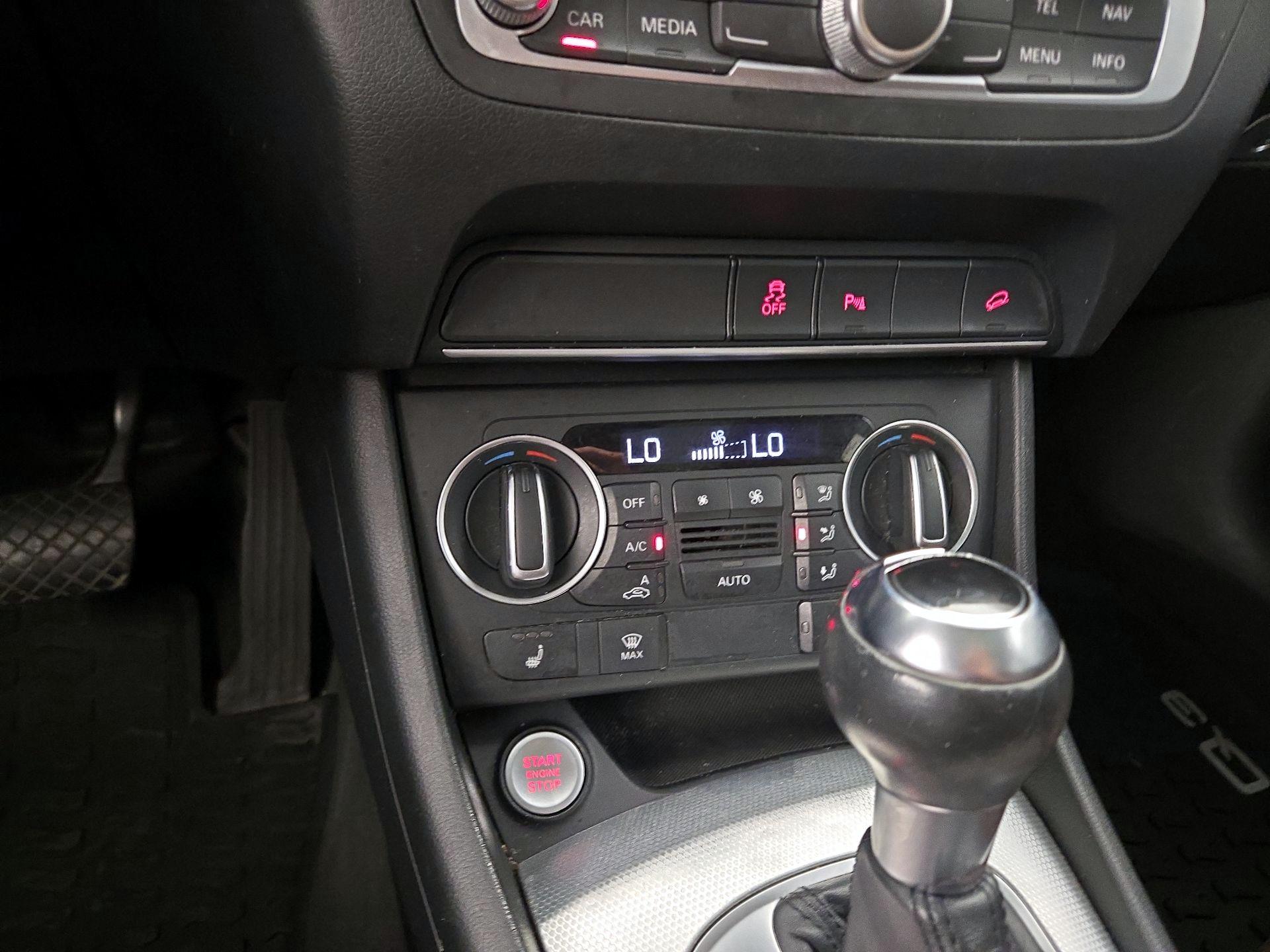 Thumbnail: 2016 Audi Q3 - 16