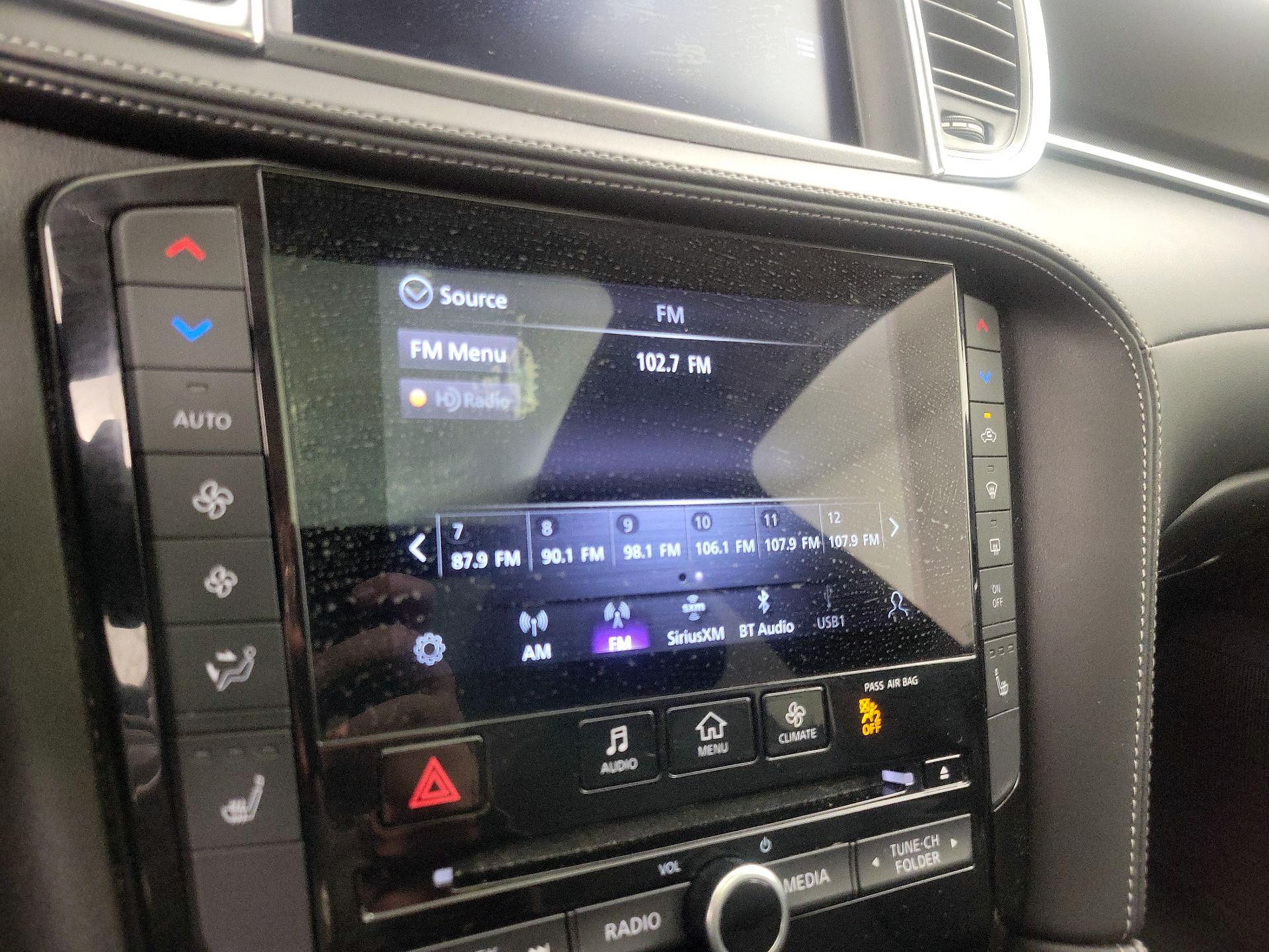 Thumbnail: 2023 INFINITI QX50 - 15