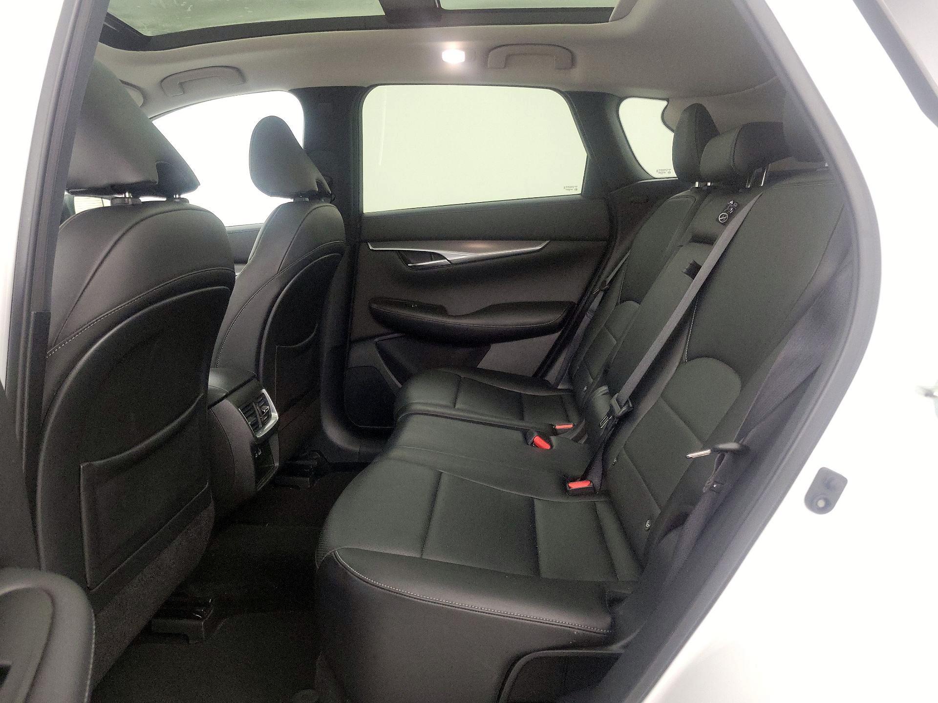 Thumbnail: 2023 INFINITI QX50 - 20