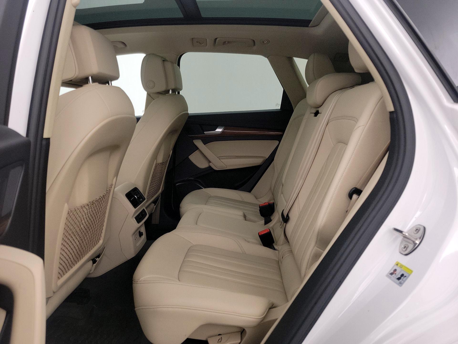 Thumbnail: 2022 Audi Q5 - 20