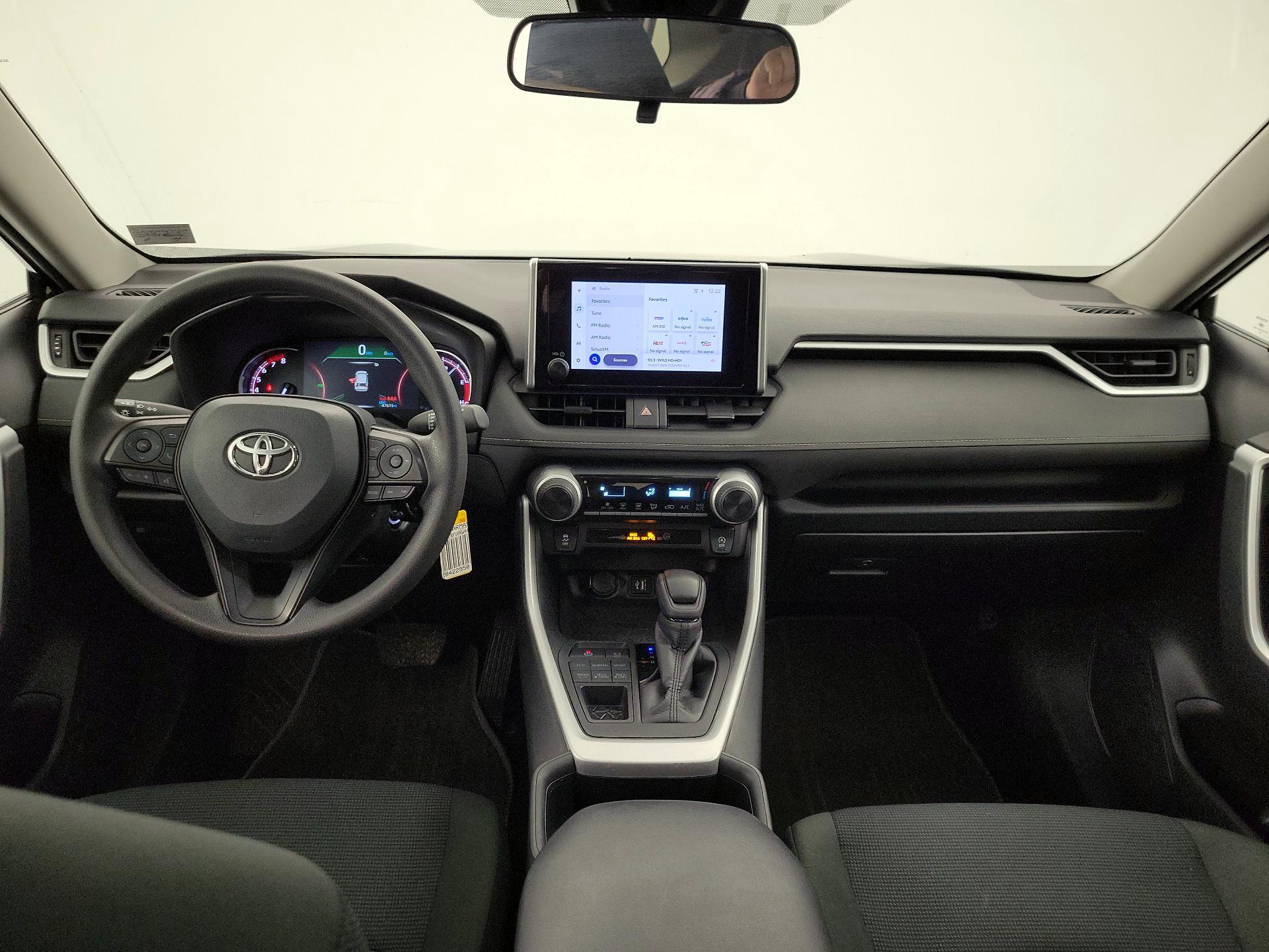 Thumbnail: 2024 Toyota RAV4 - 9