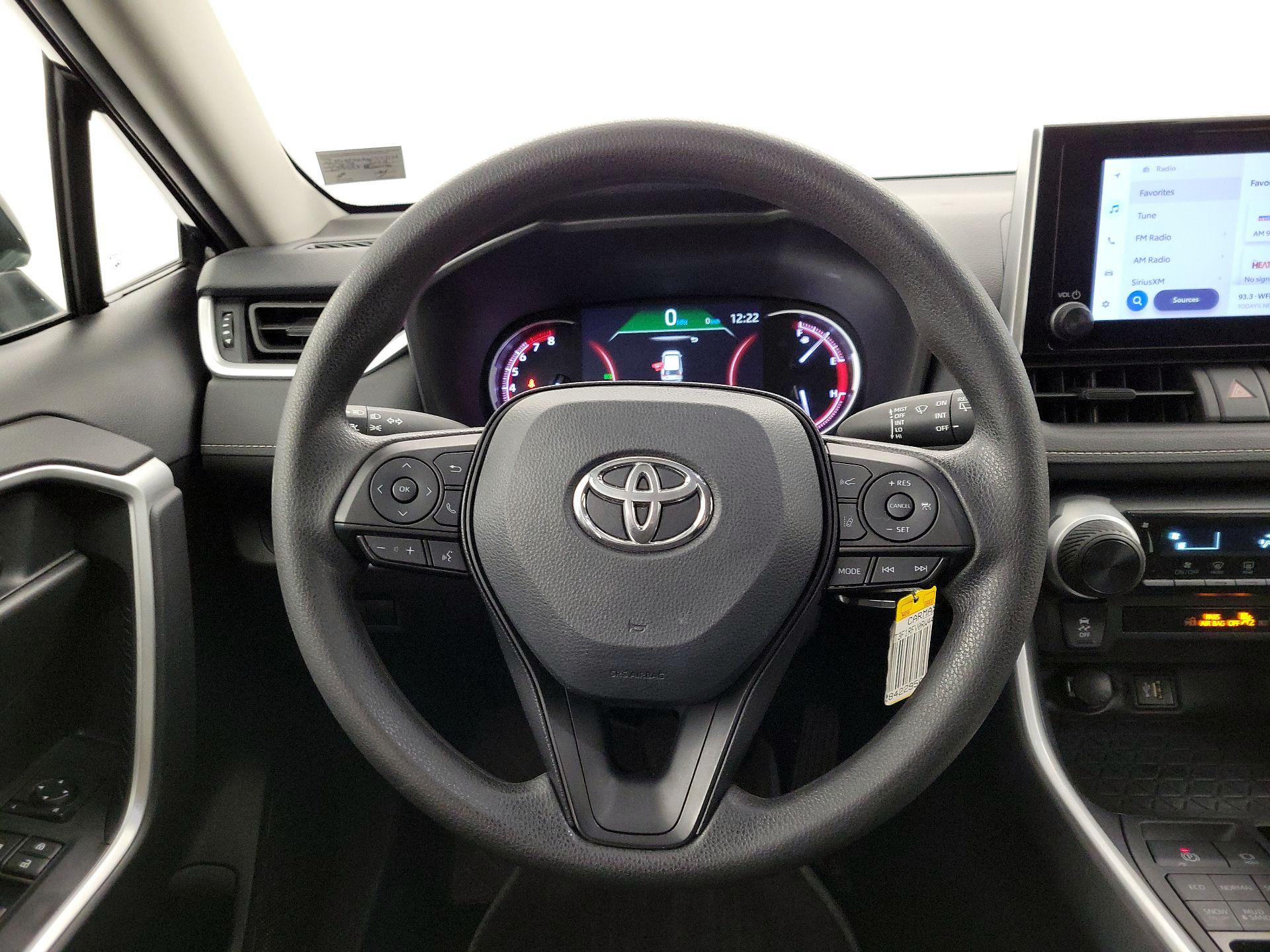 Thumbnail: 2024 Toyota RAV4 - 10