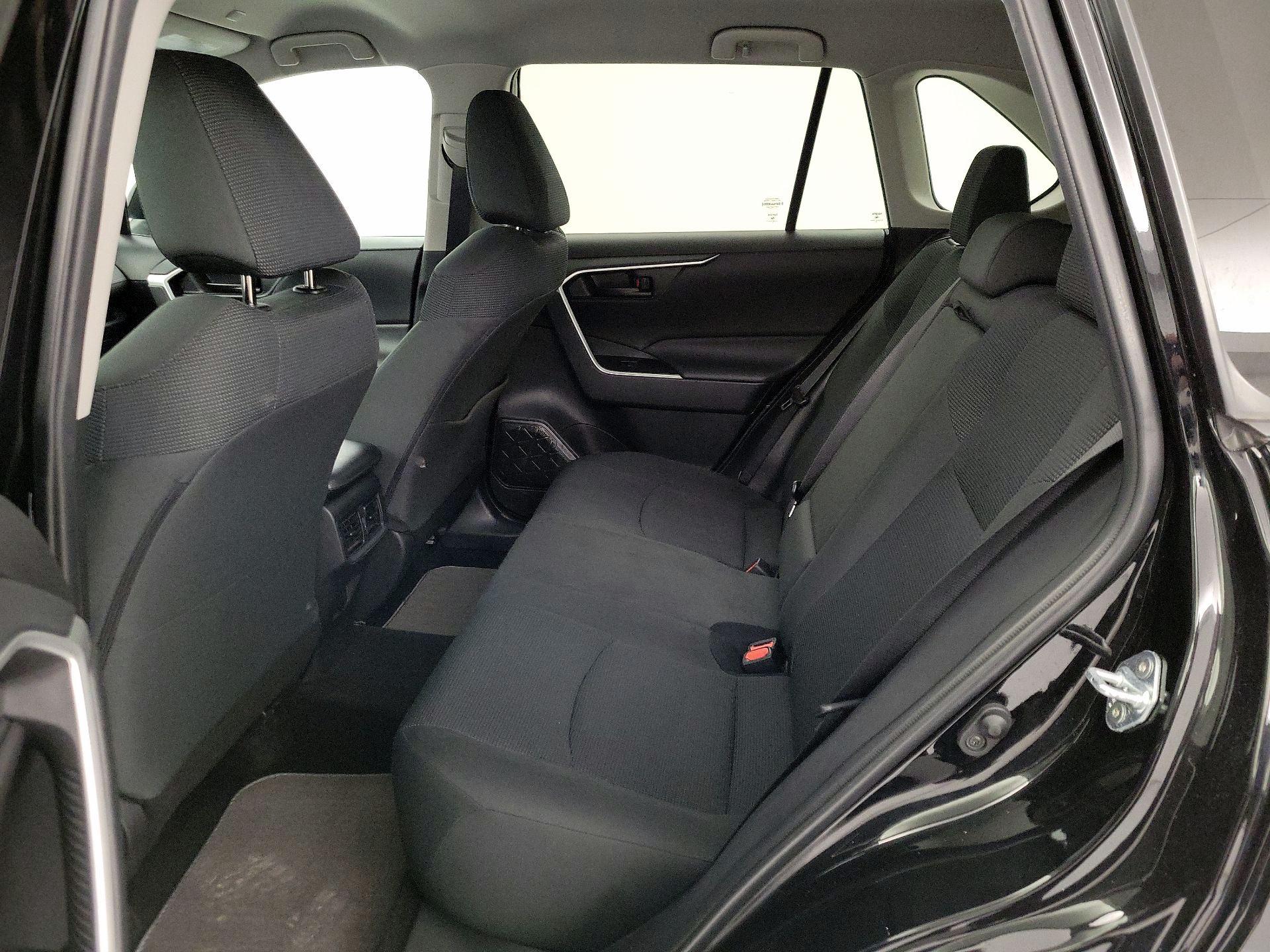 Thumbnail: 2024 Toyota RAV4 - 19