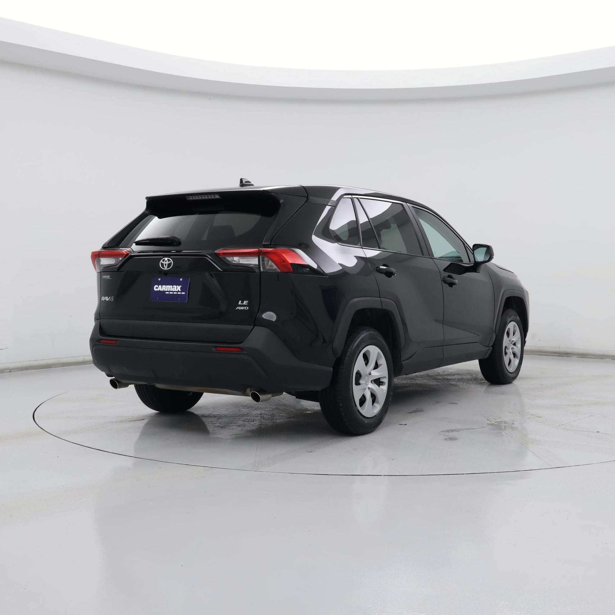 Thumbnail: 2024 Toyota RAV4 - 8