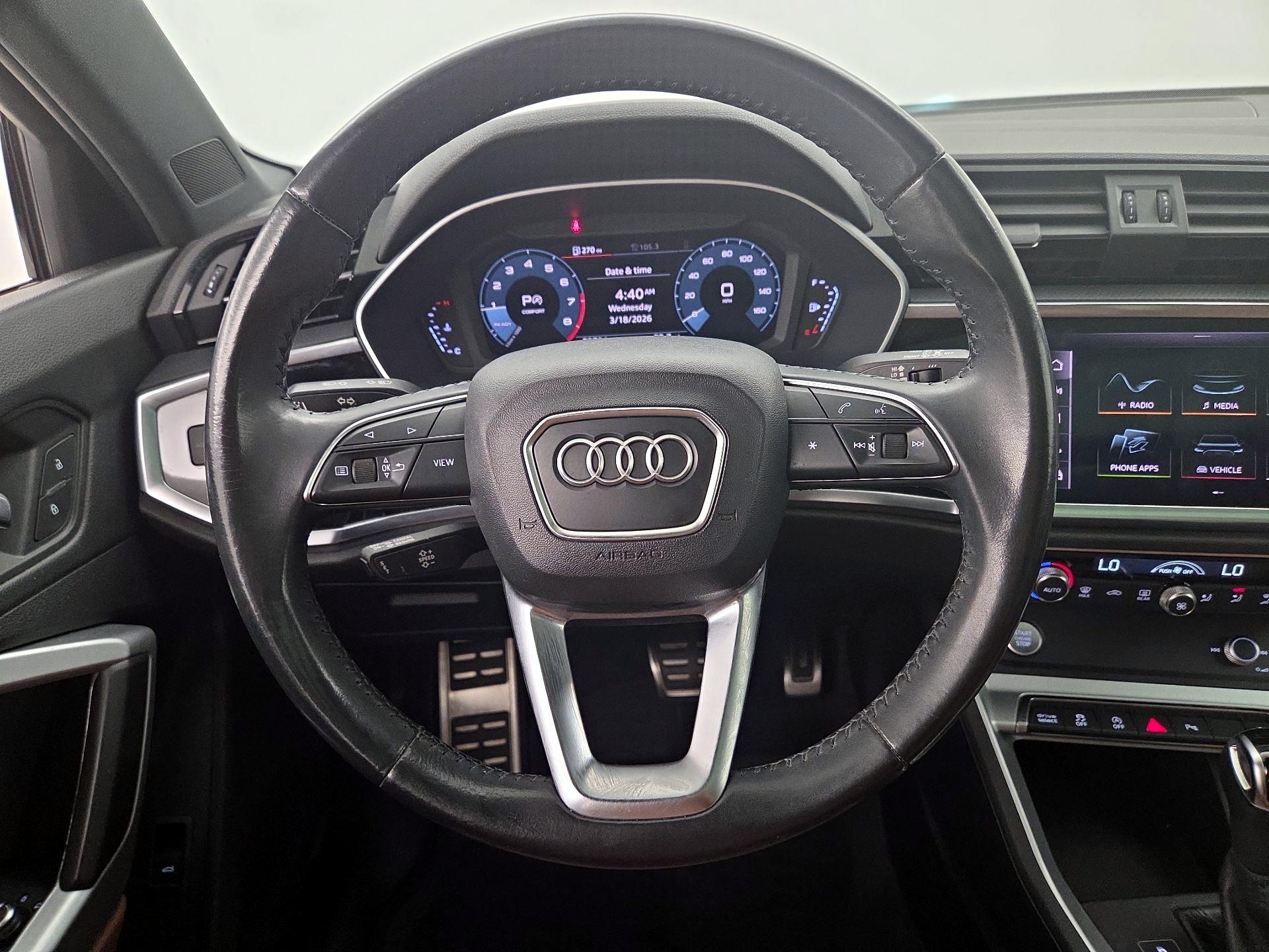 Thumbnail: 2020 Audi Q3 - 10