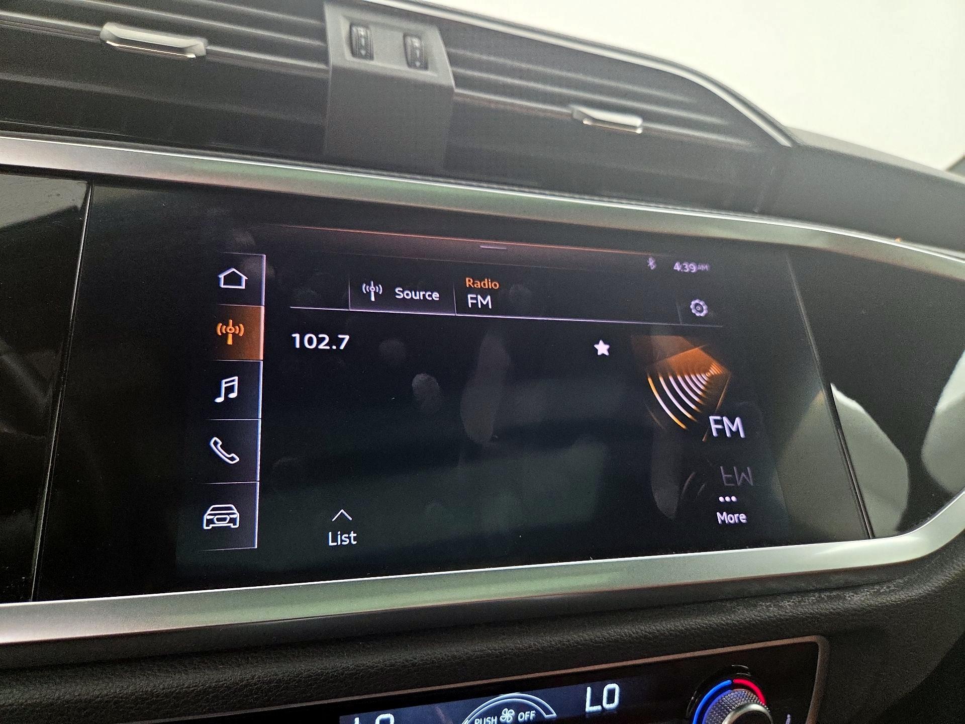 Thumbnail: 2020 Audi Q3 - 15