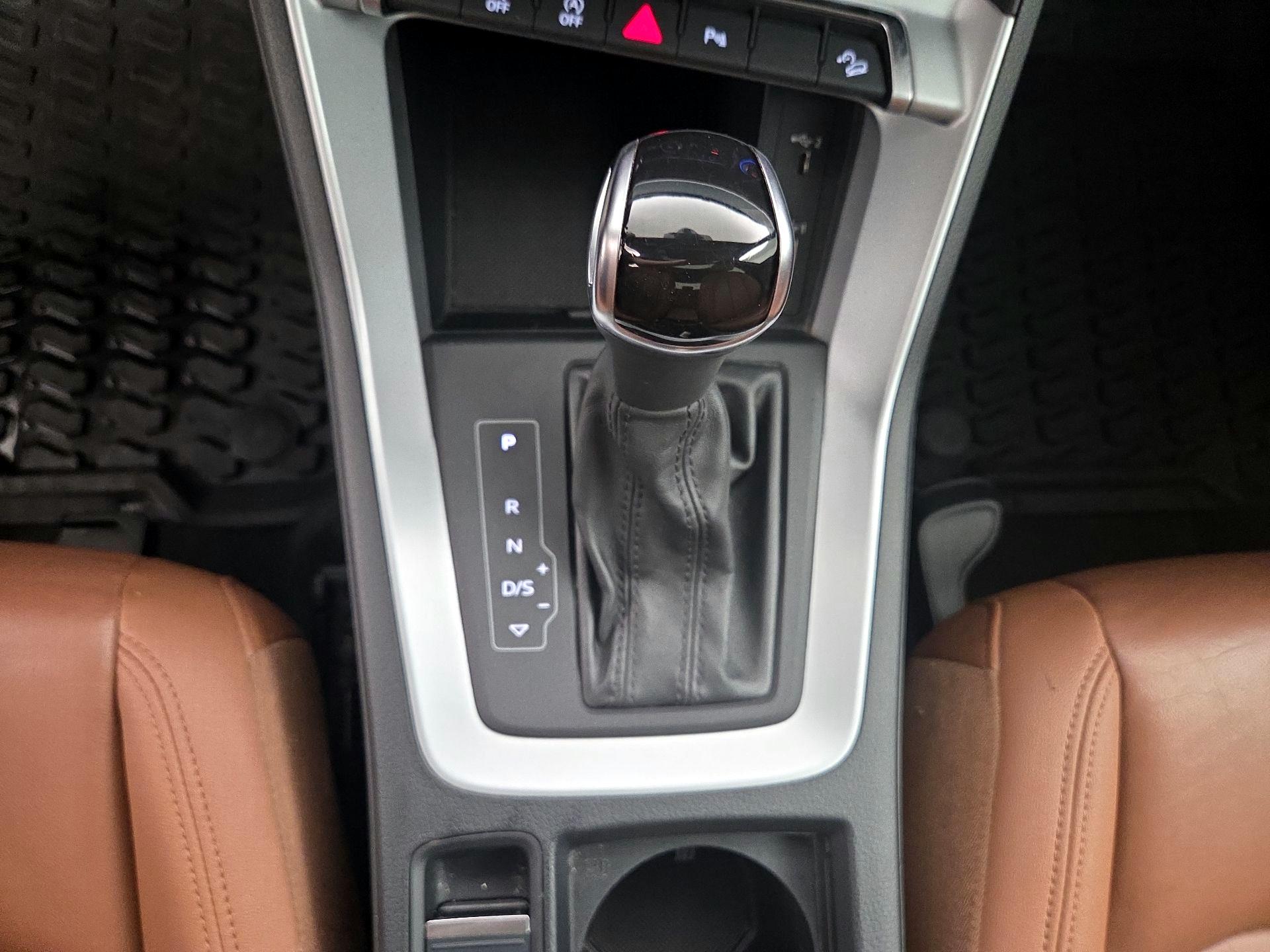 Thumbnail: 2020 Audi Q3 - 17