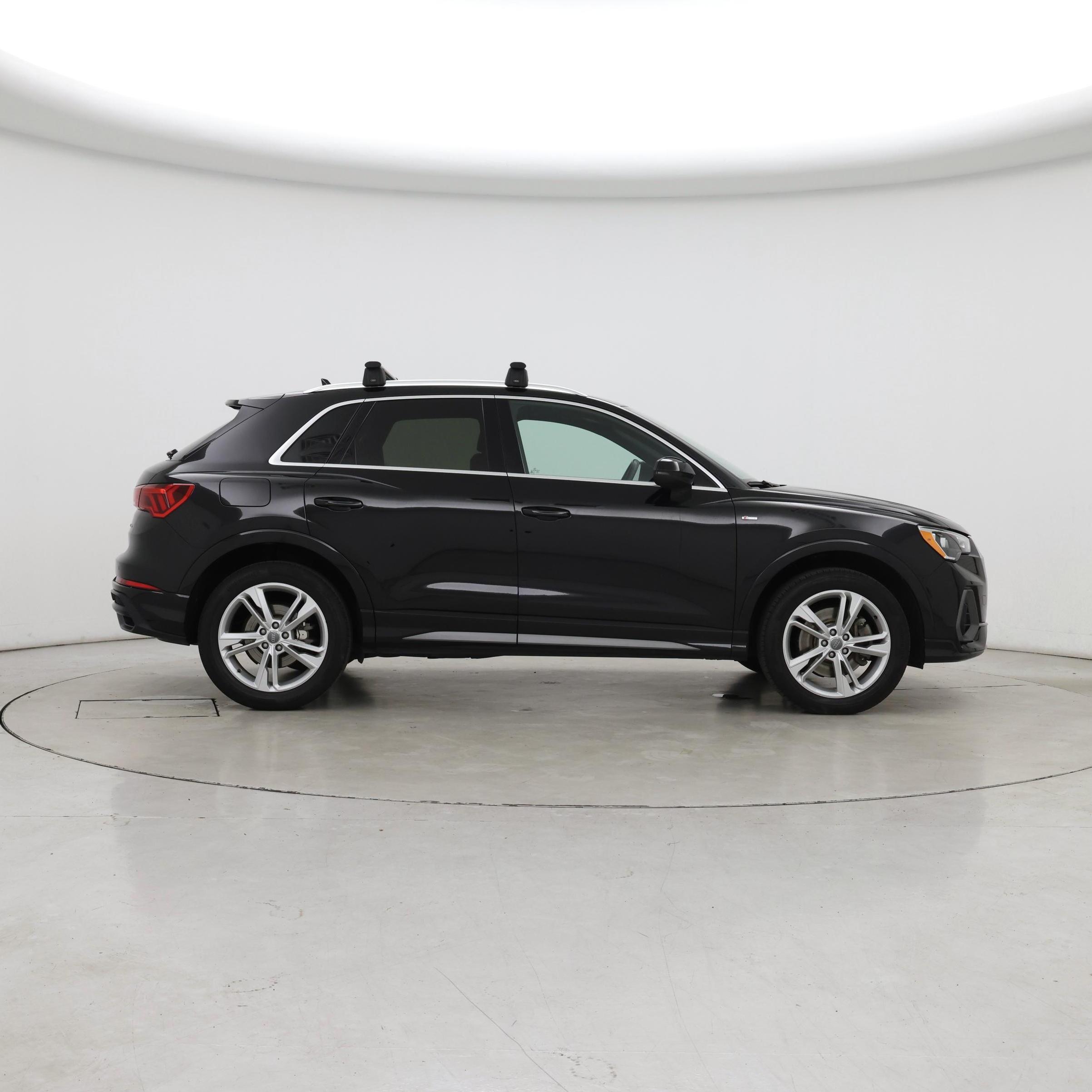 Thumbnail: 2020 Audi Q3 - 7