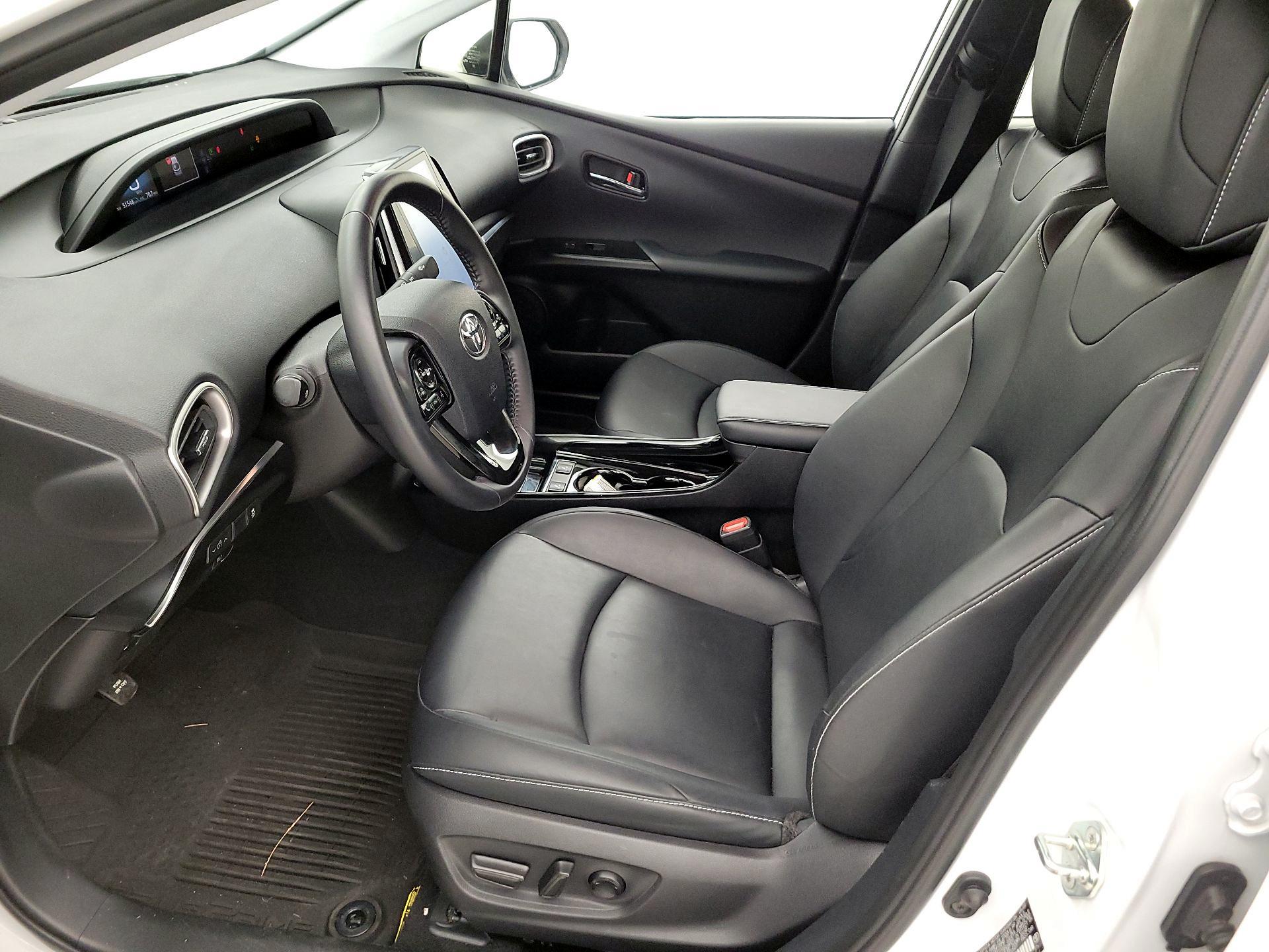 Thumbnail: 2022 Toyota Prius Prime - 9