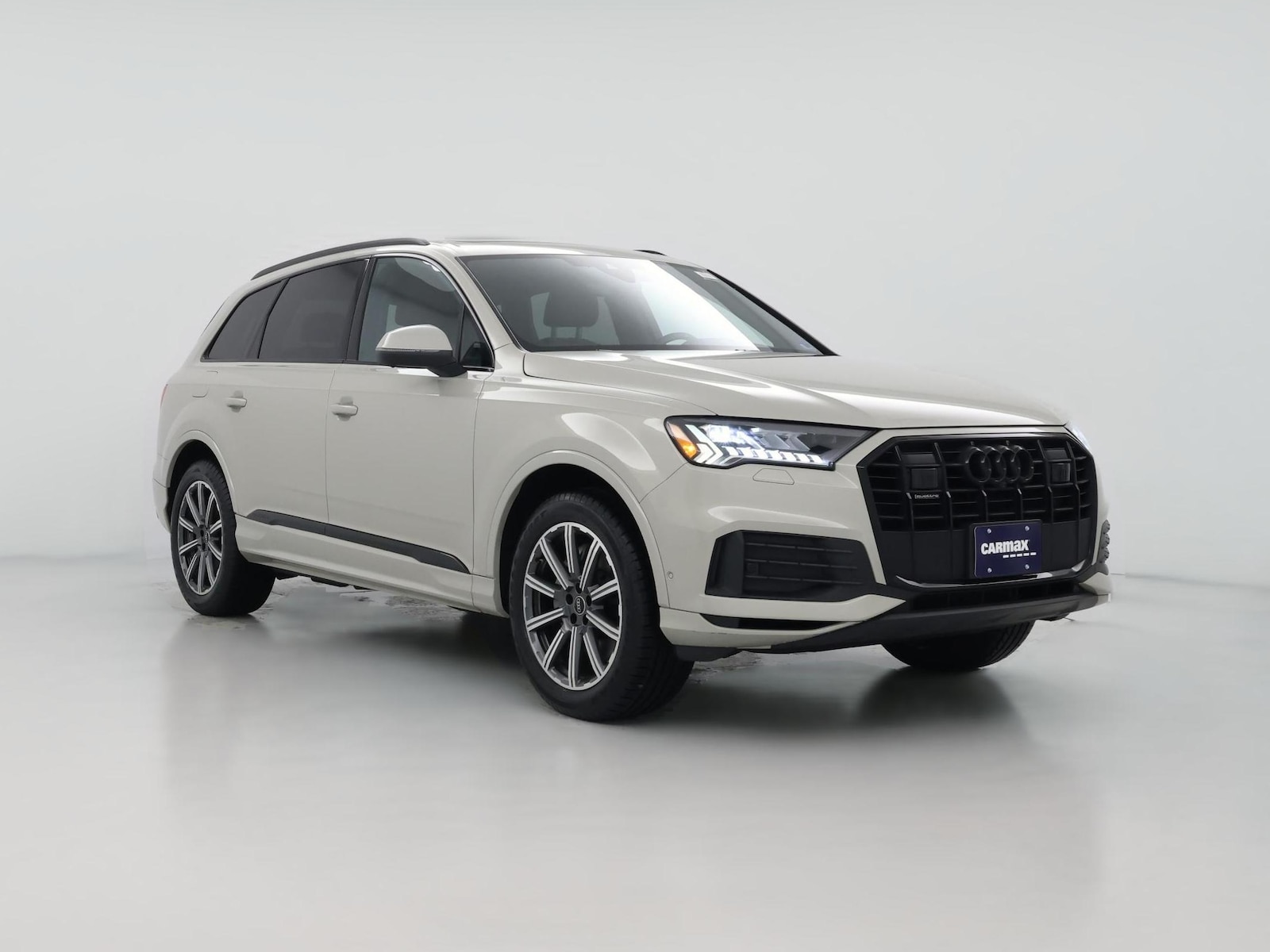 2023 Audi Q7 Premium Plus