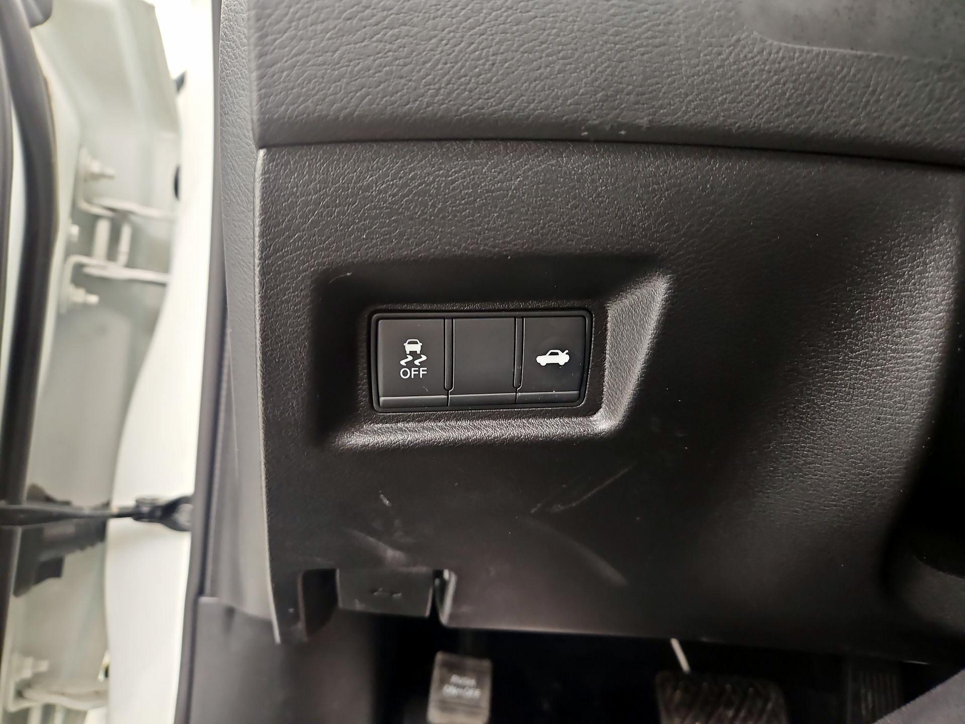 Thumbnail: 2023 INFINITI Q50 - 13