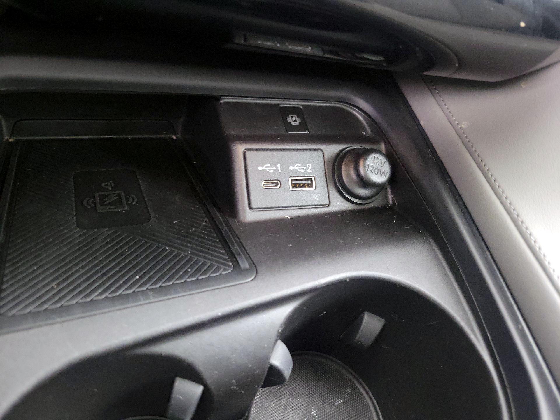 Thumbnail: 2023 INFINITI QX50 - 18