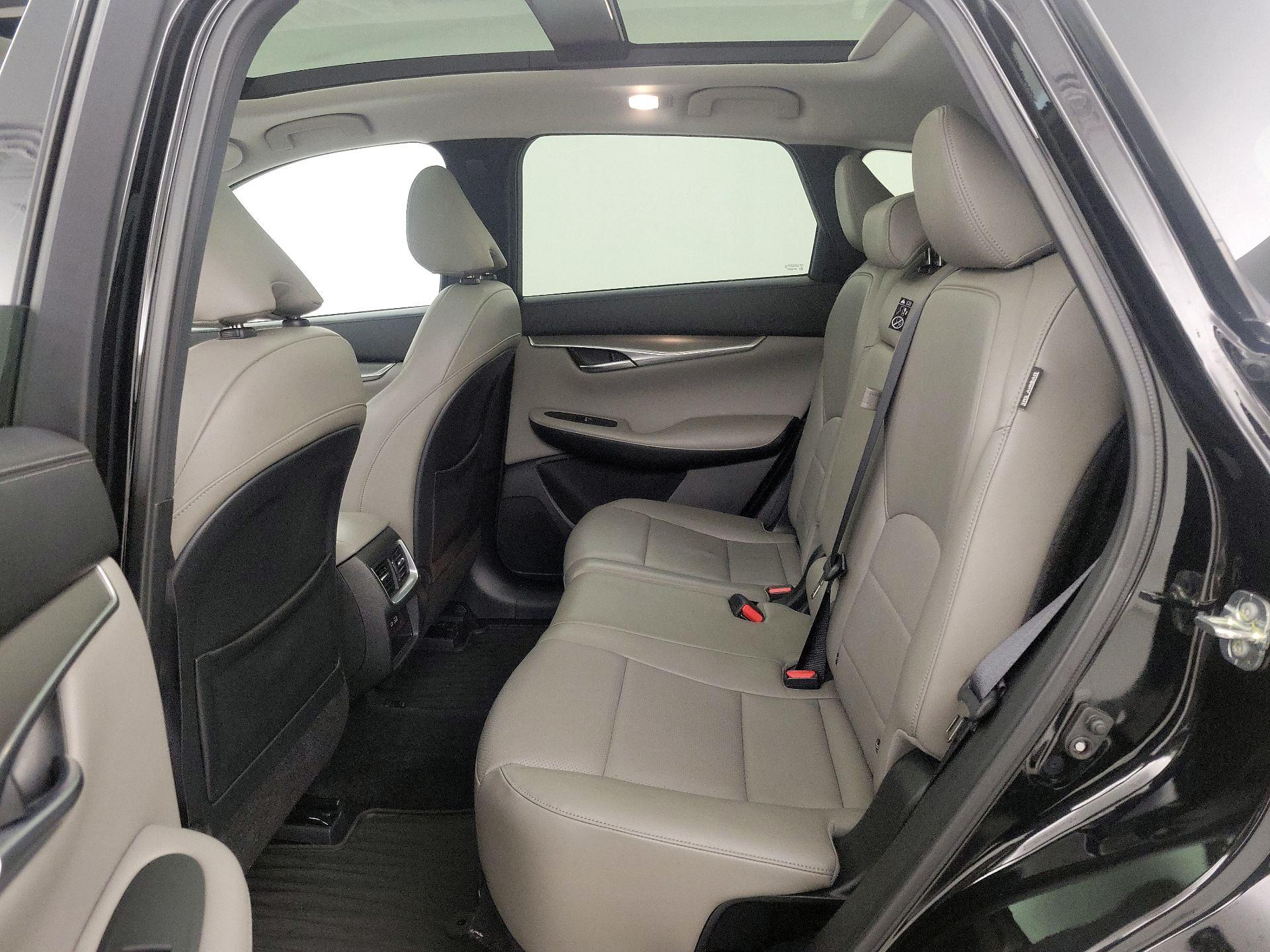 Thumbnail: 2023 INFINITI QX50 - 20