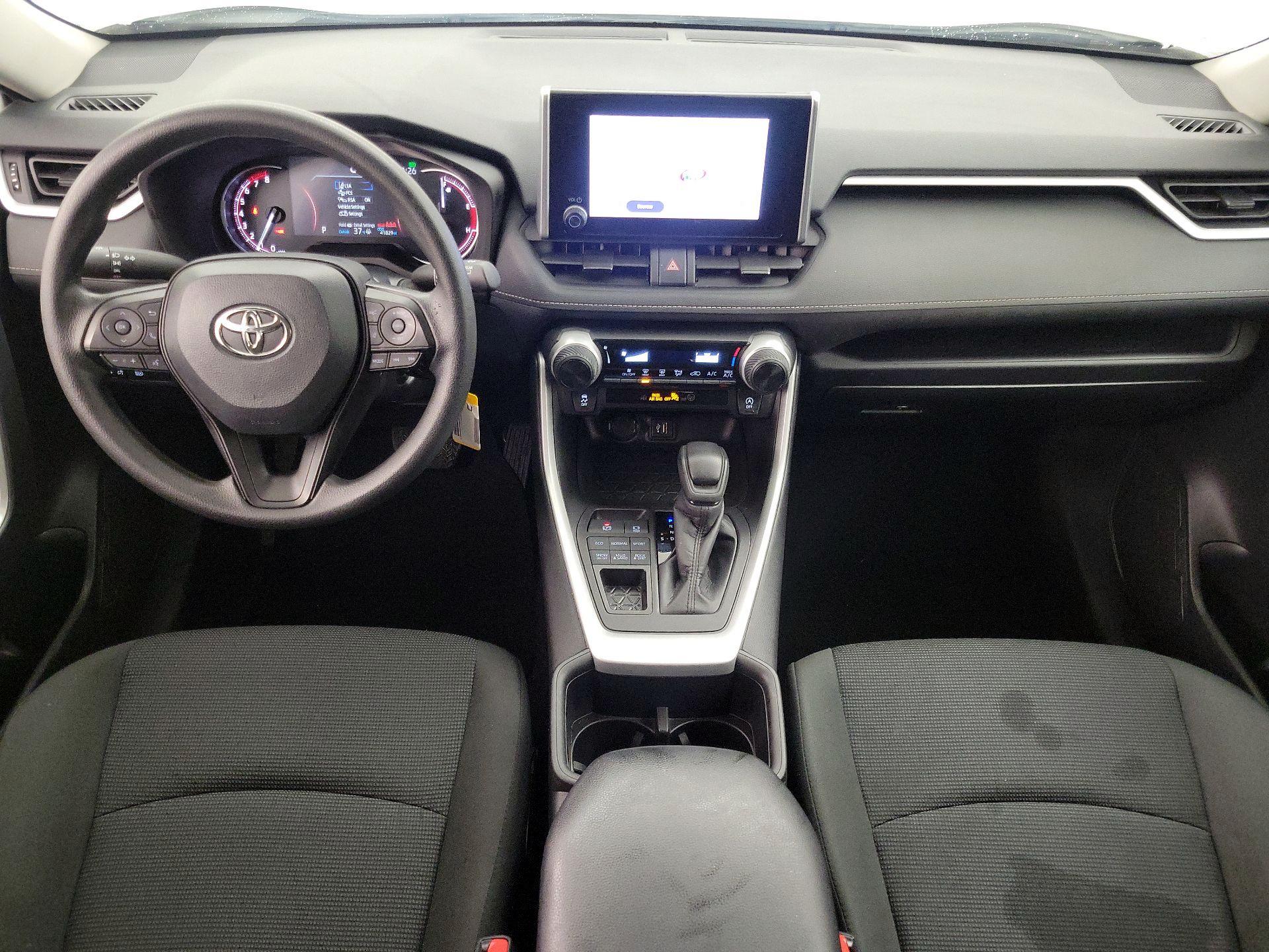 Thumbnail: 2024 Toyota RAV4 - 9