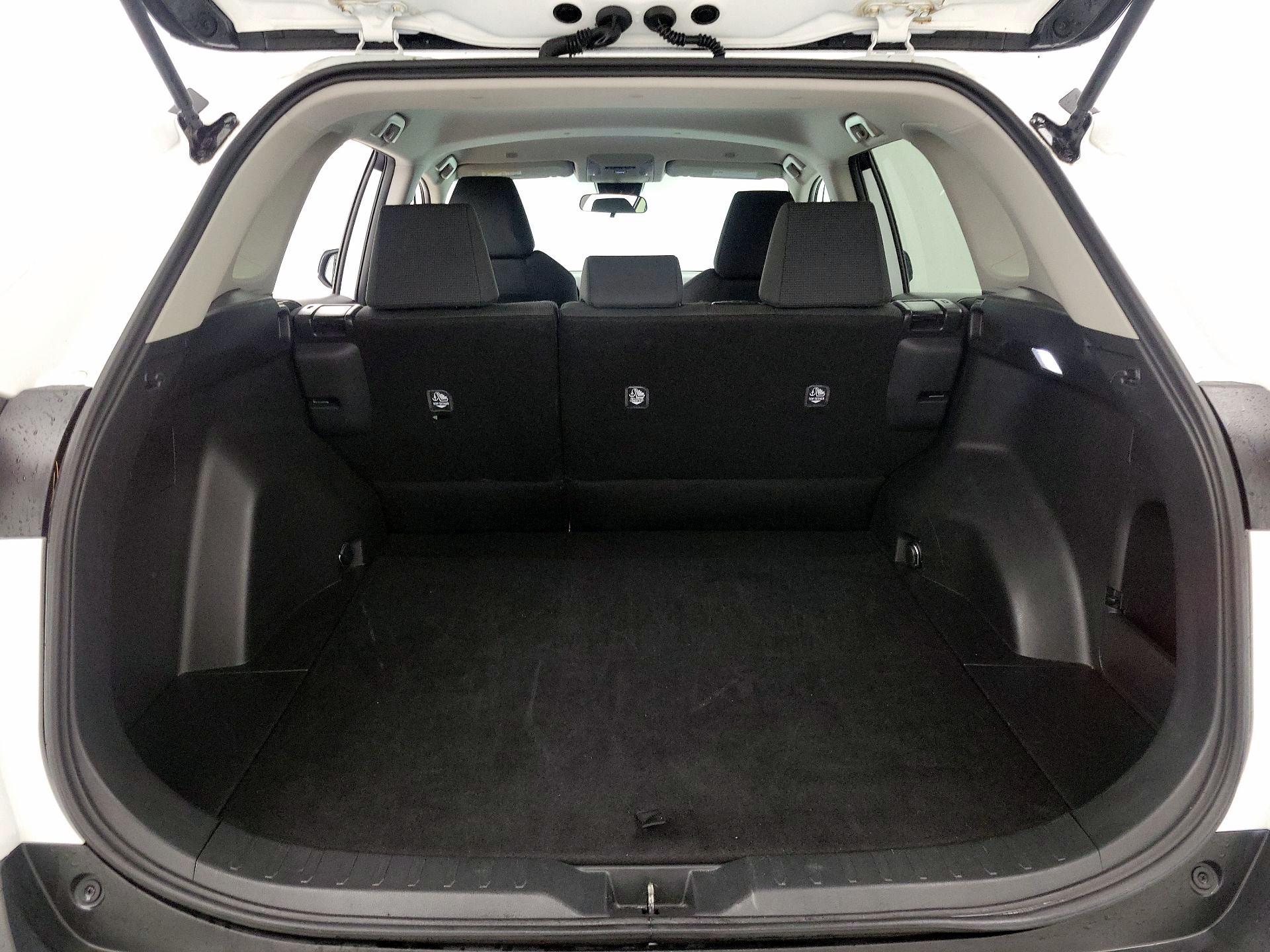 Thumbnail: 2024 Toyota RAV4 - 20