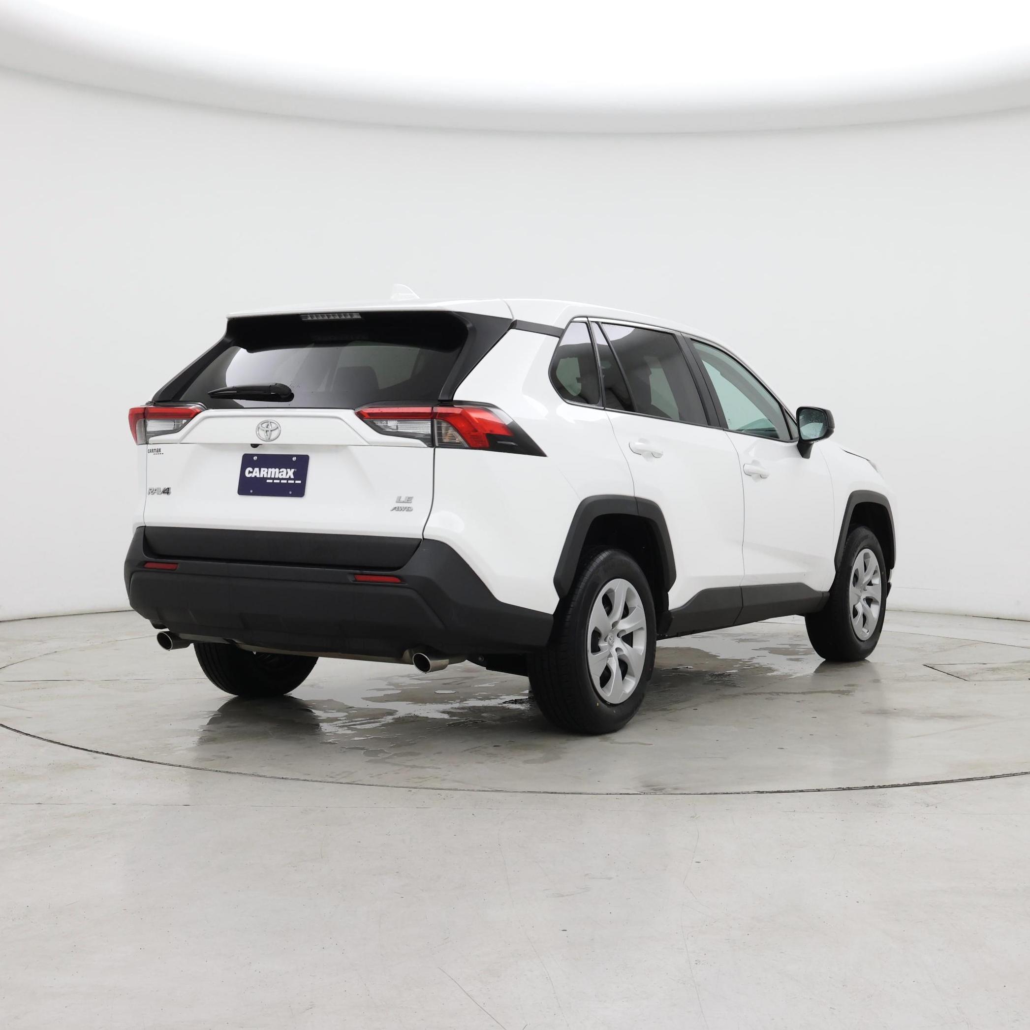 Thumbnail: 2024 Toyota RAV4 - 8