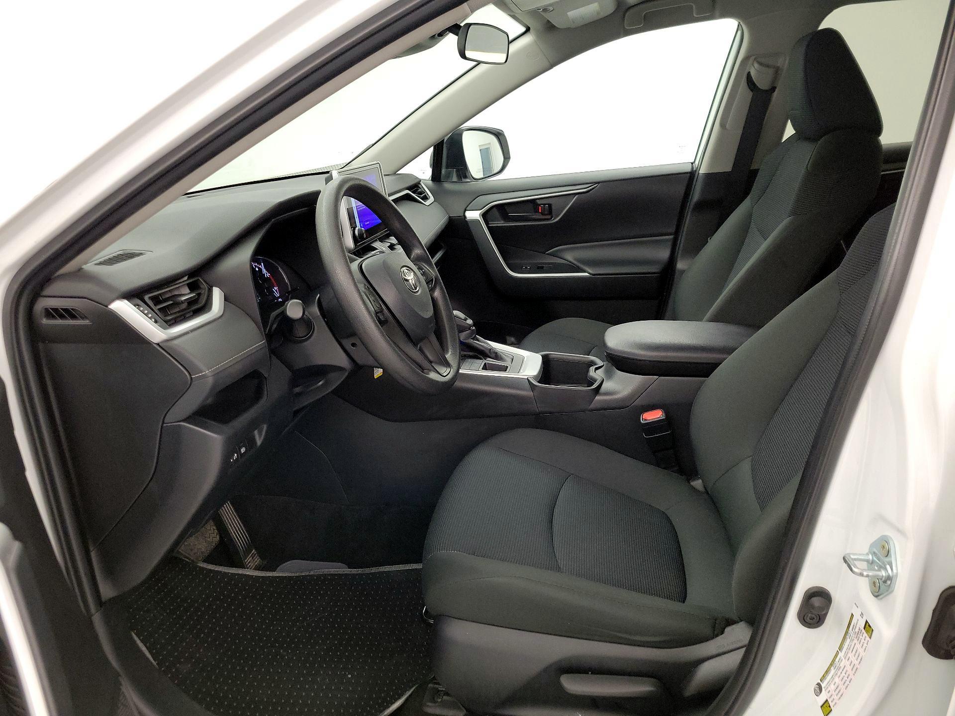 Thumbnail: 2024 Toyota RAV4 - 11