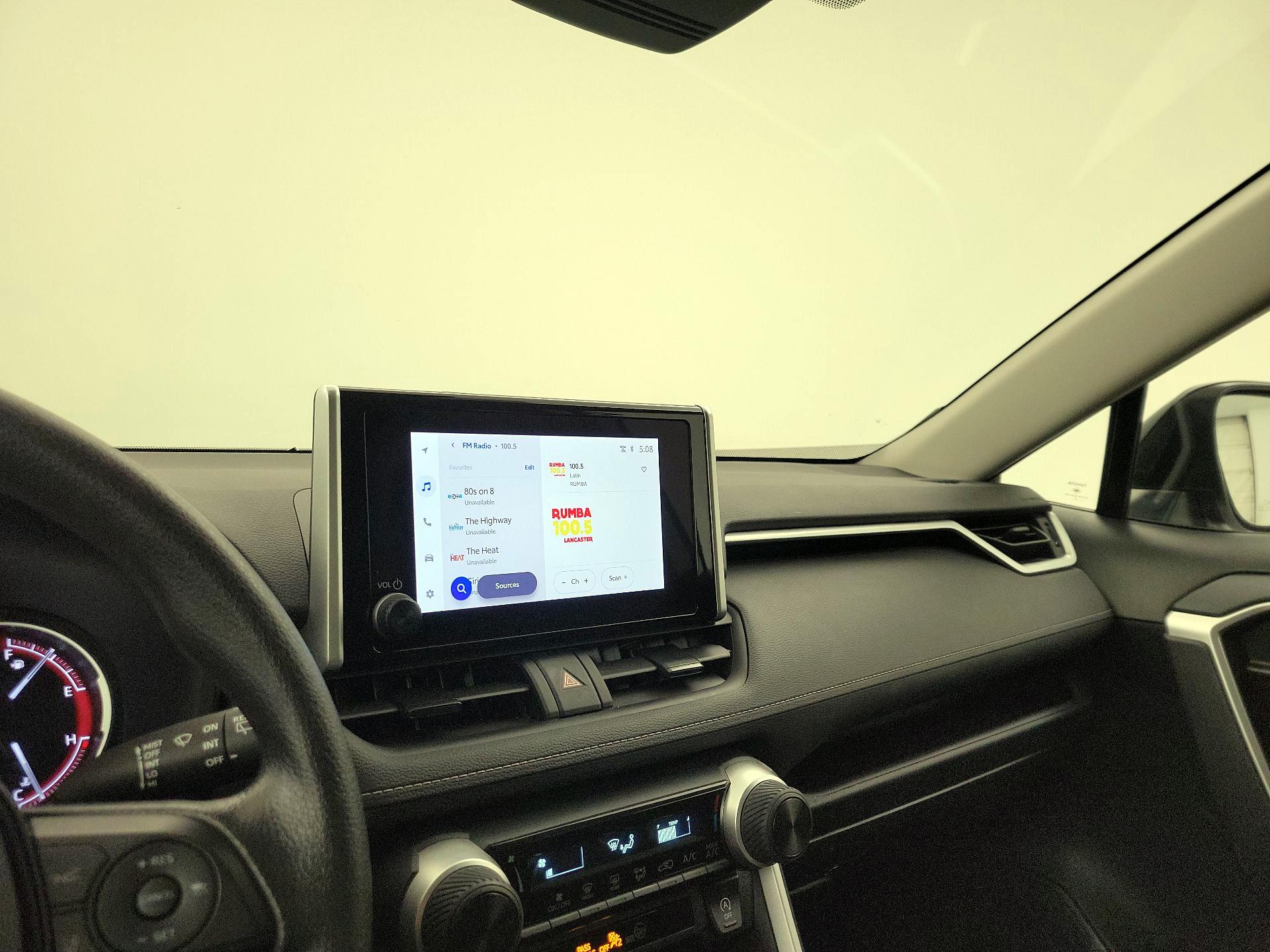 Thumbnail: 2024 Toyota RAV4 - 15