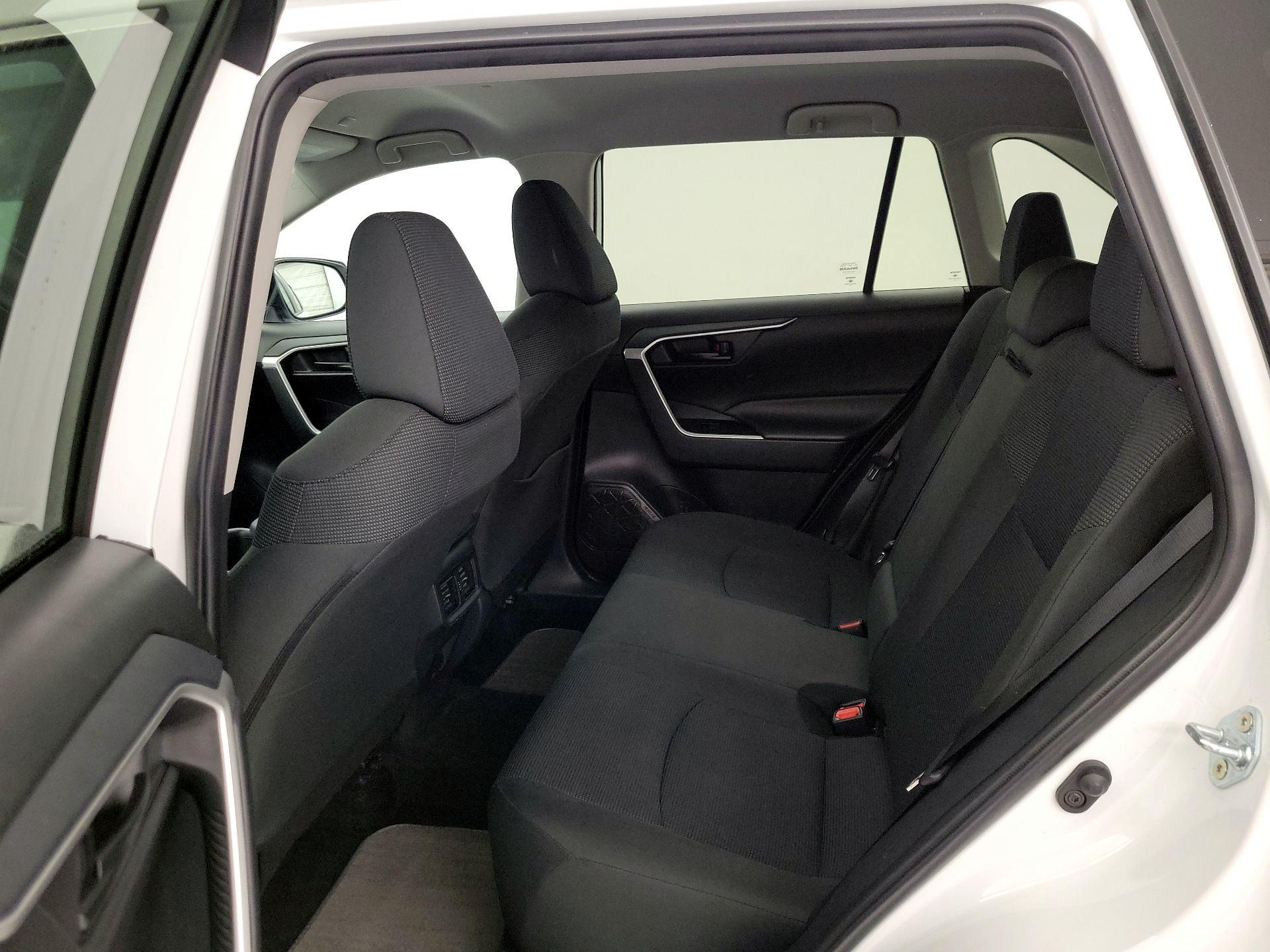 Thumbnail: 2024 Toyota RAV4 - 19