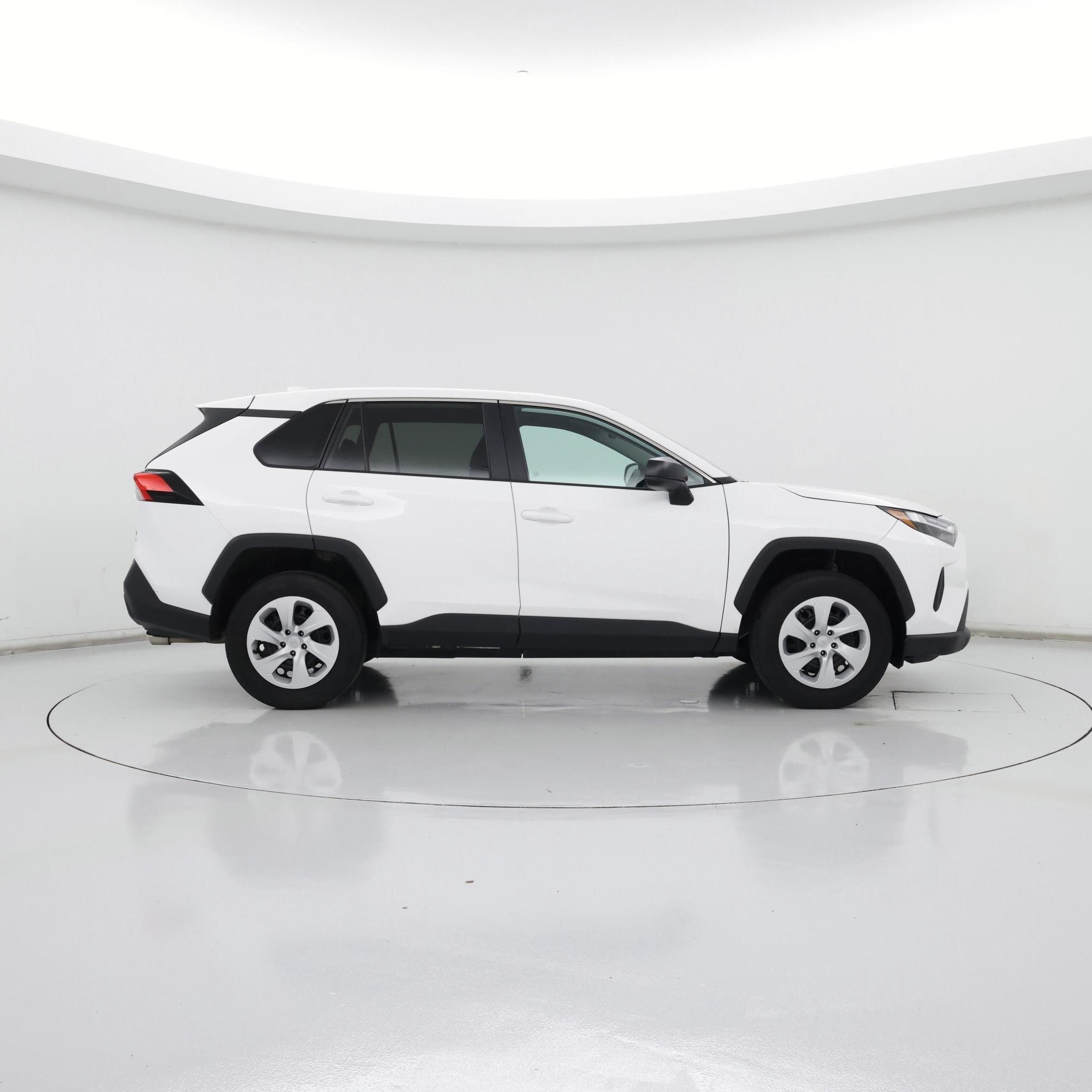 Thumbnail: 2024 Toyota RAV4 - 7