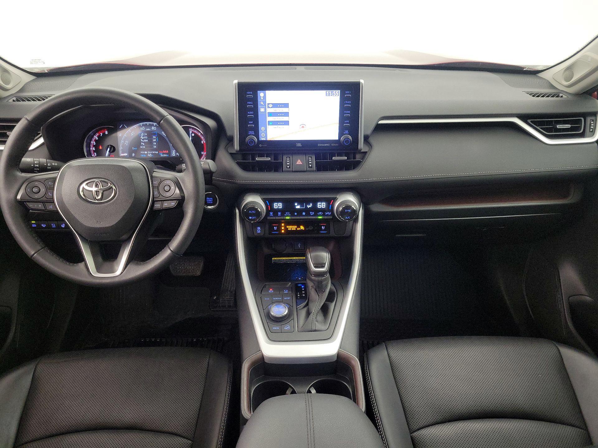 Thumbnail: 2021 Toyota RAV4 - 9