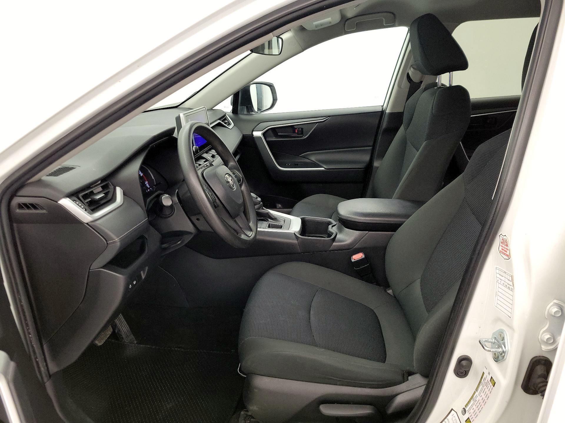 Thumbnail: 2024 Toyota RAV4 - 11