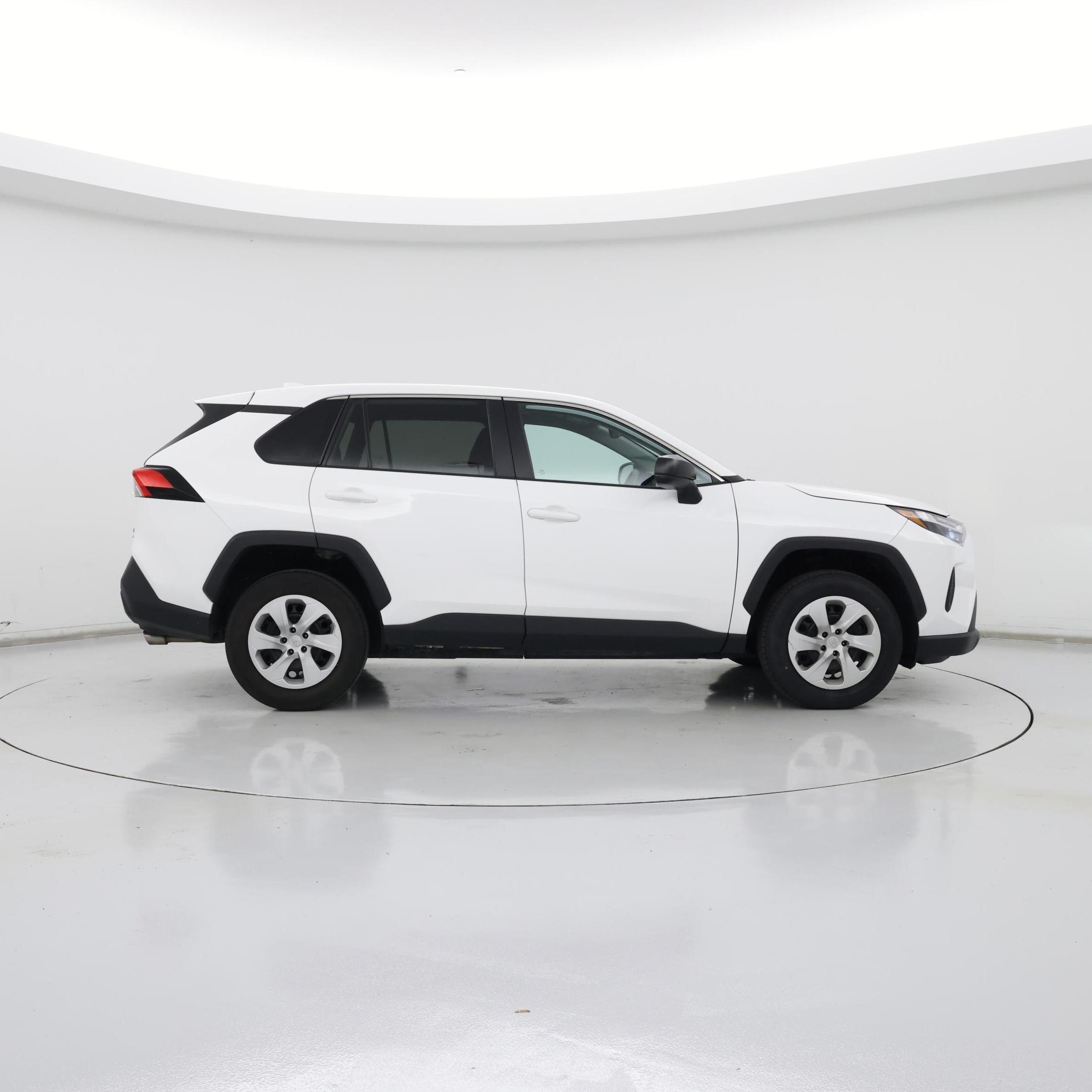 Thumbnail: 2024 Toyota RAV4 - 7