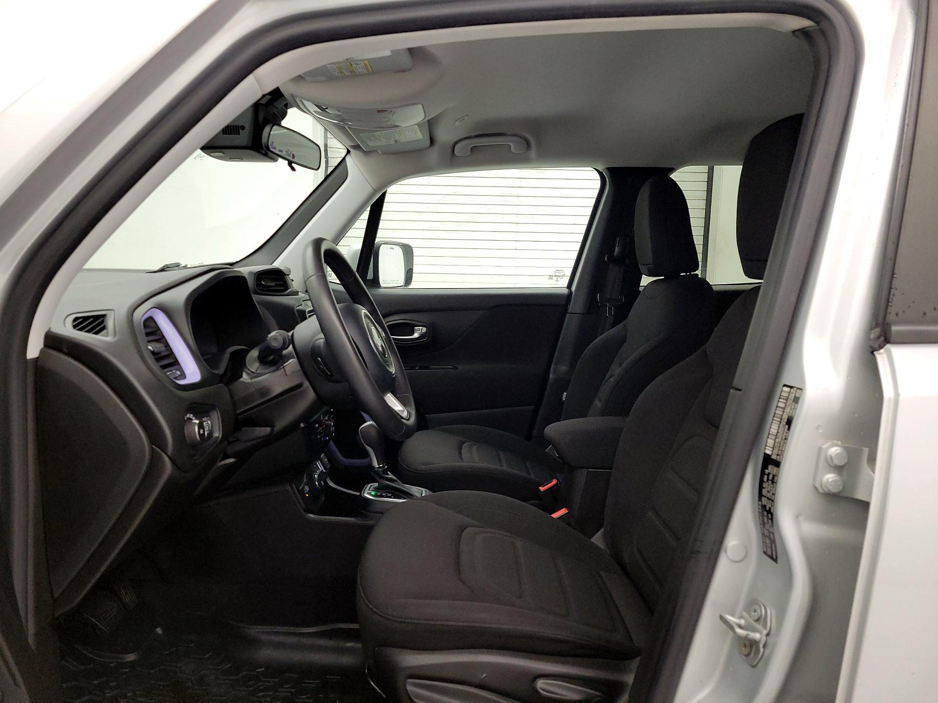 Thumbnail: 2021 Jeep Renegade - 11