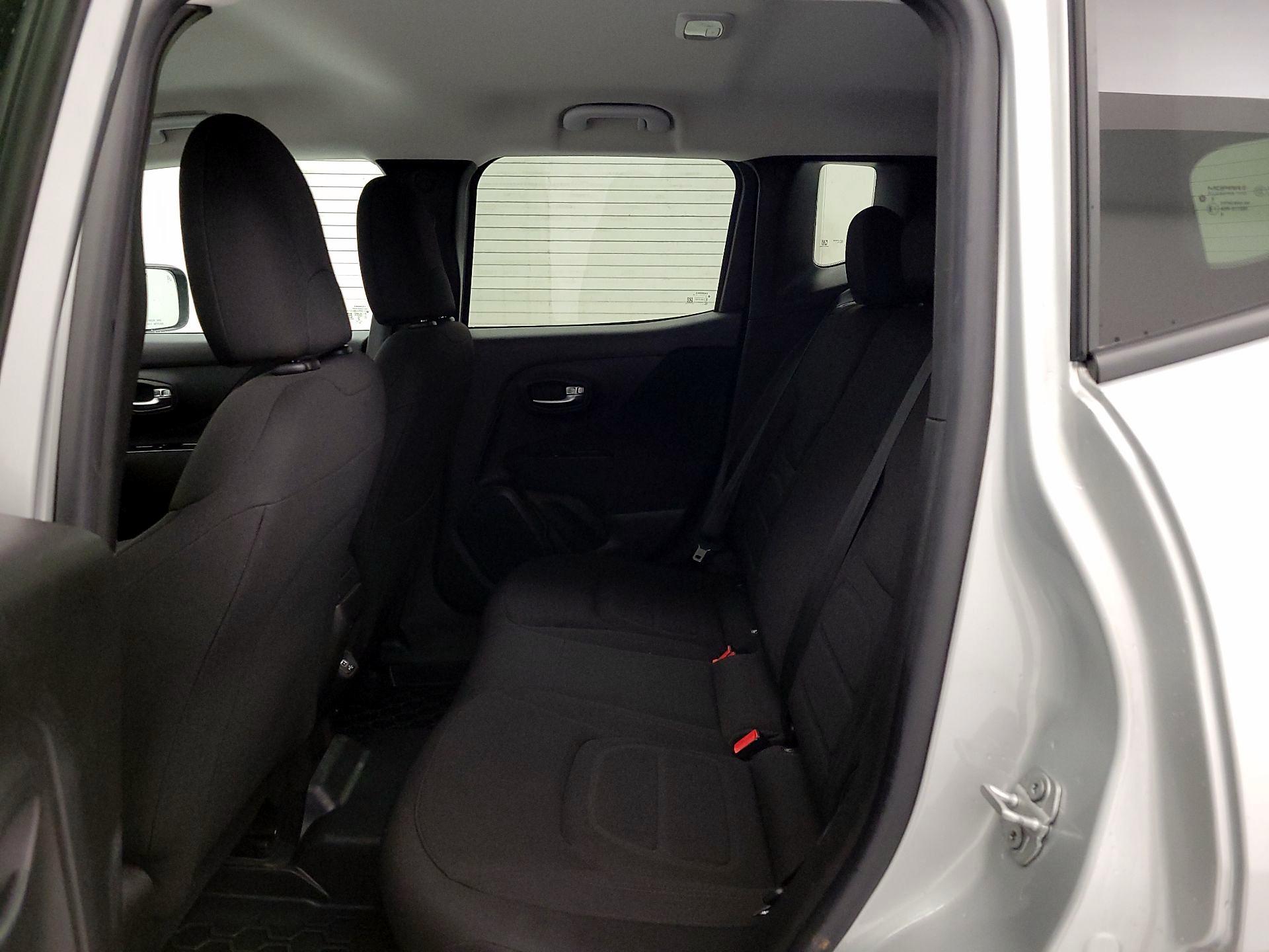 Thumbnail: 2021 Jeep Renegade - 19