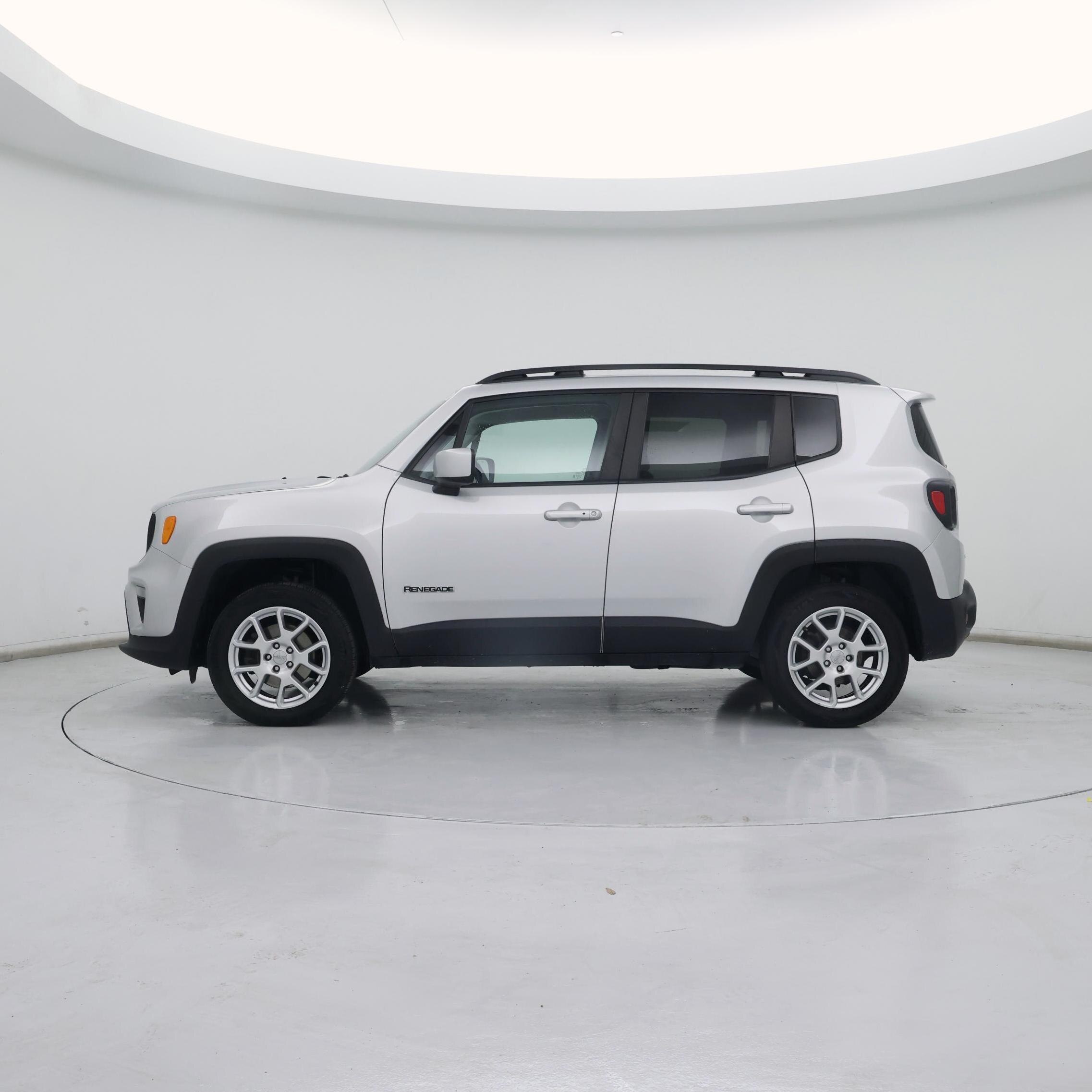 Thumbnail: 2021 Jeep Renegade - 3