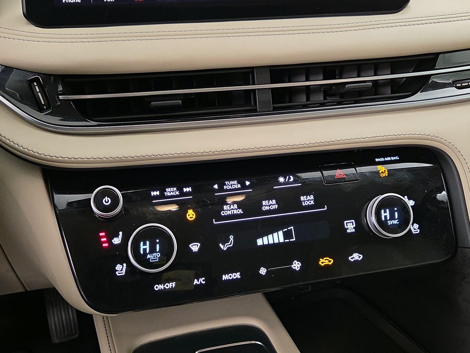 Thumbnail: 2023 INFINITI QX60 - 17