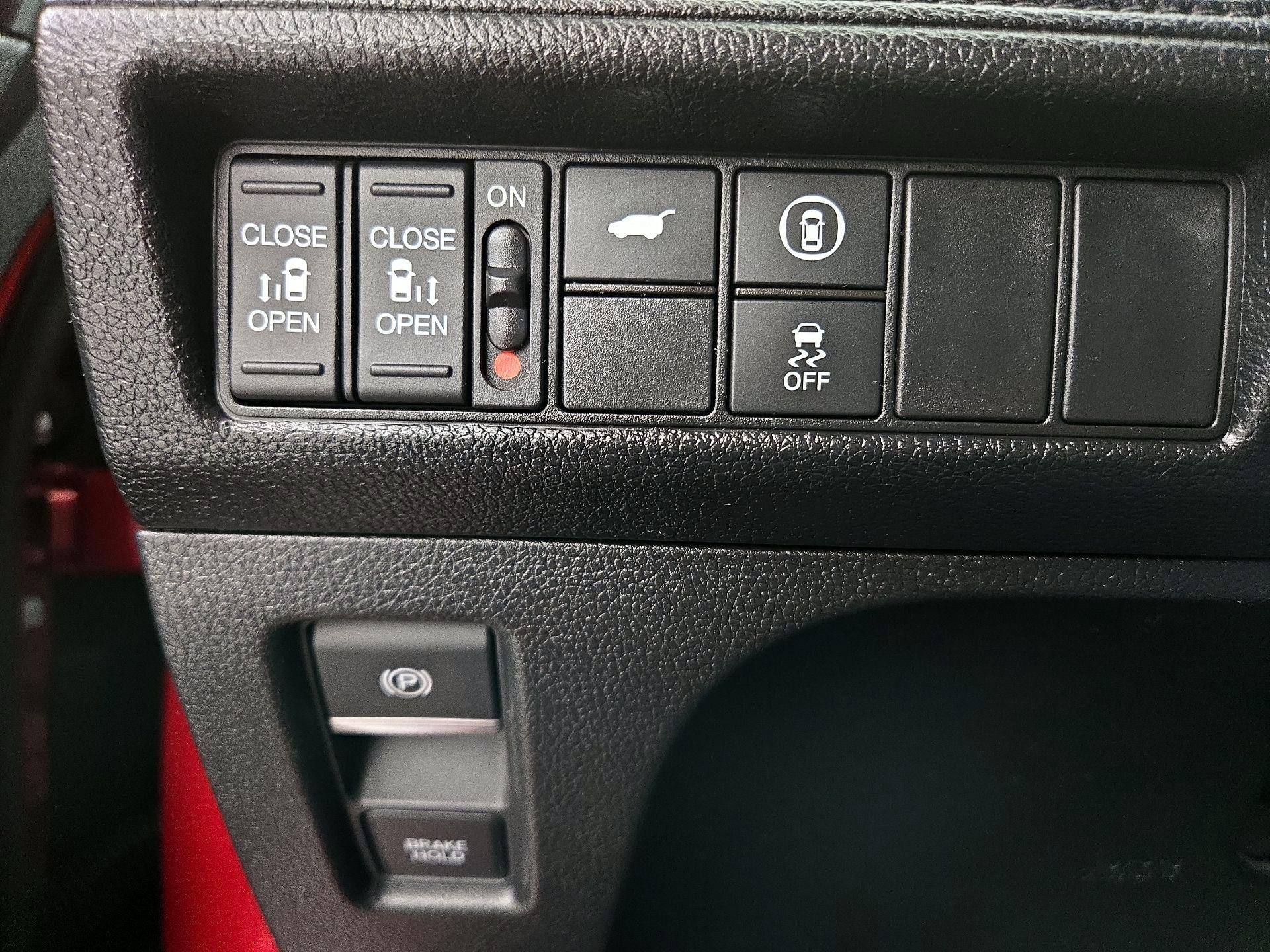 Thumbnail: 2023 Honda Odyssey - 13