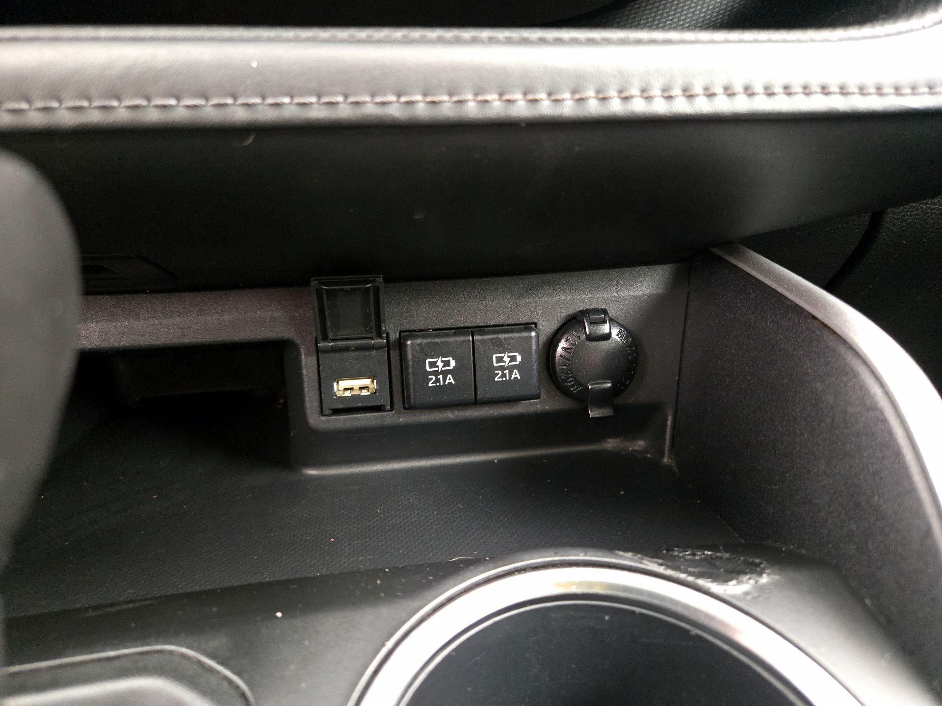 Thumbnail: 2021 Toyota Highlander - 19