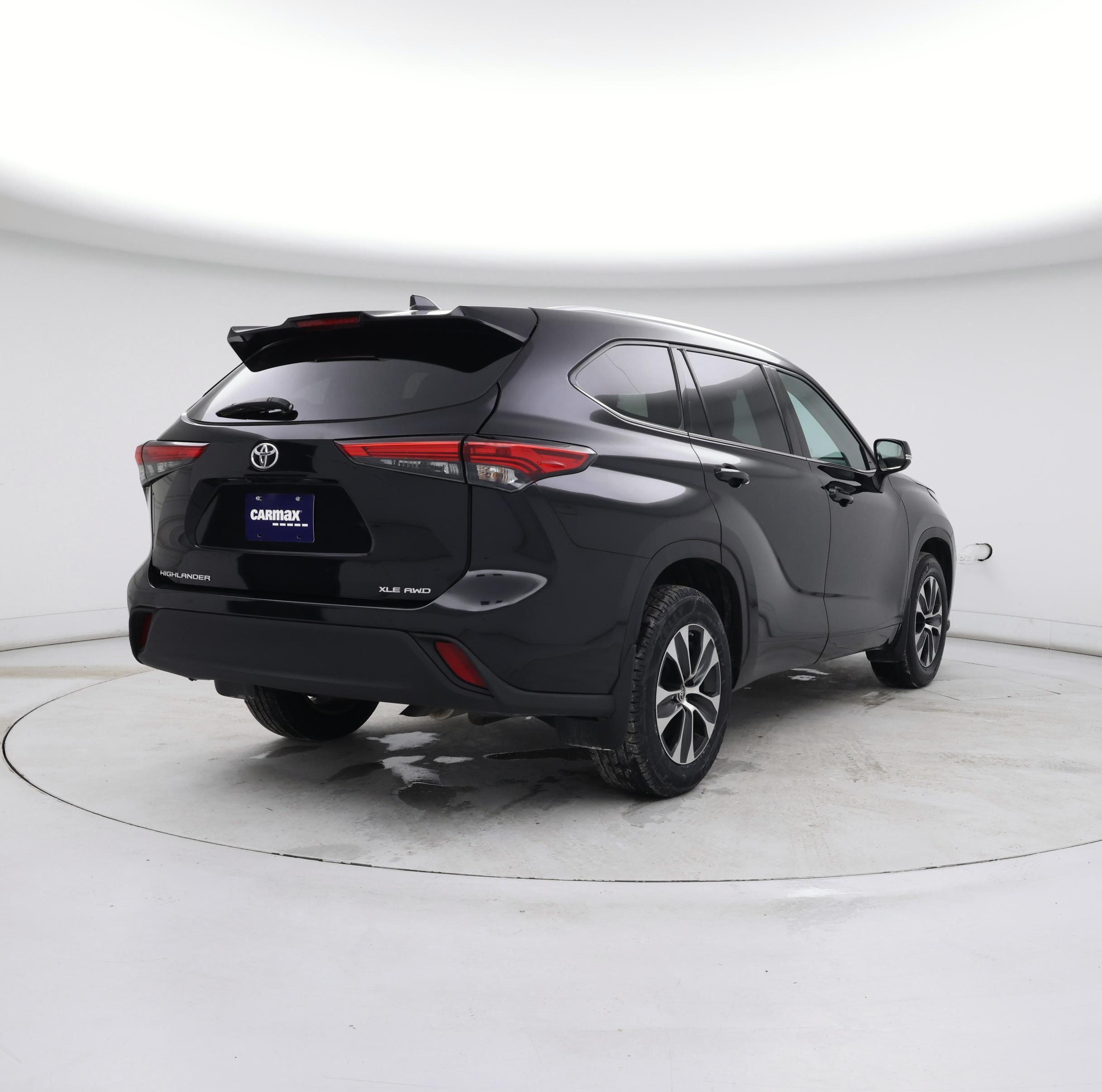 Thumbnail: 2021 Toyota Highlander - 8