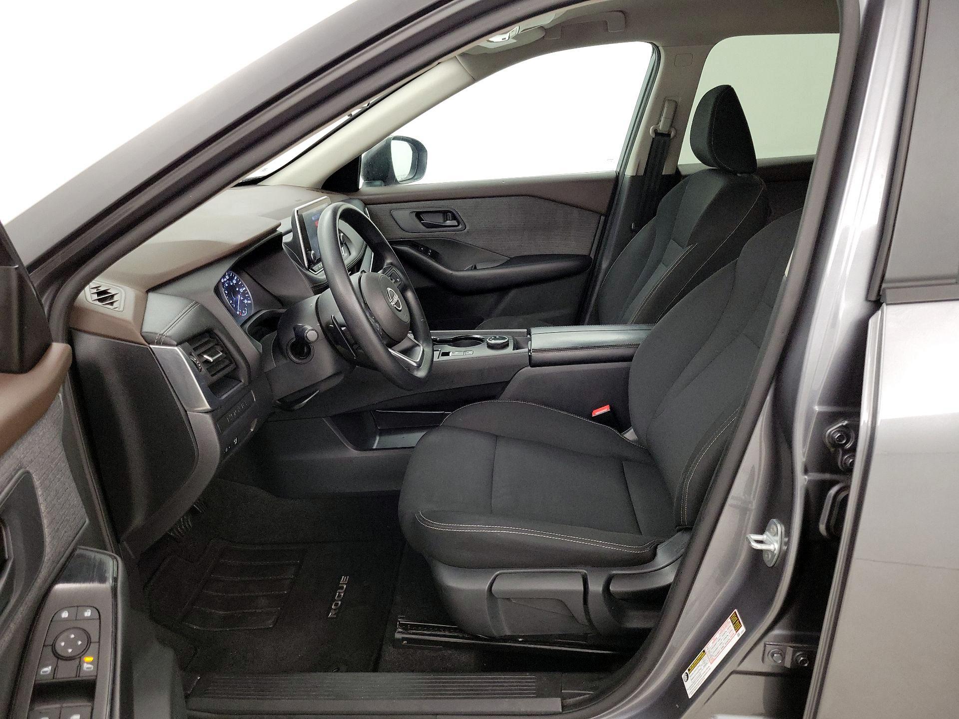 Thumbnail: 2023 Nissan Rogue - 11