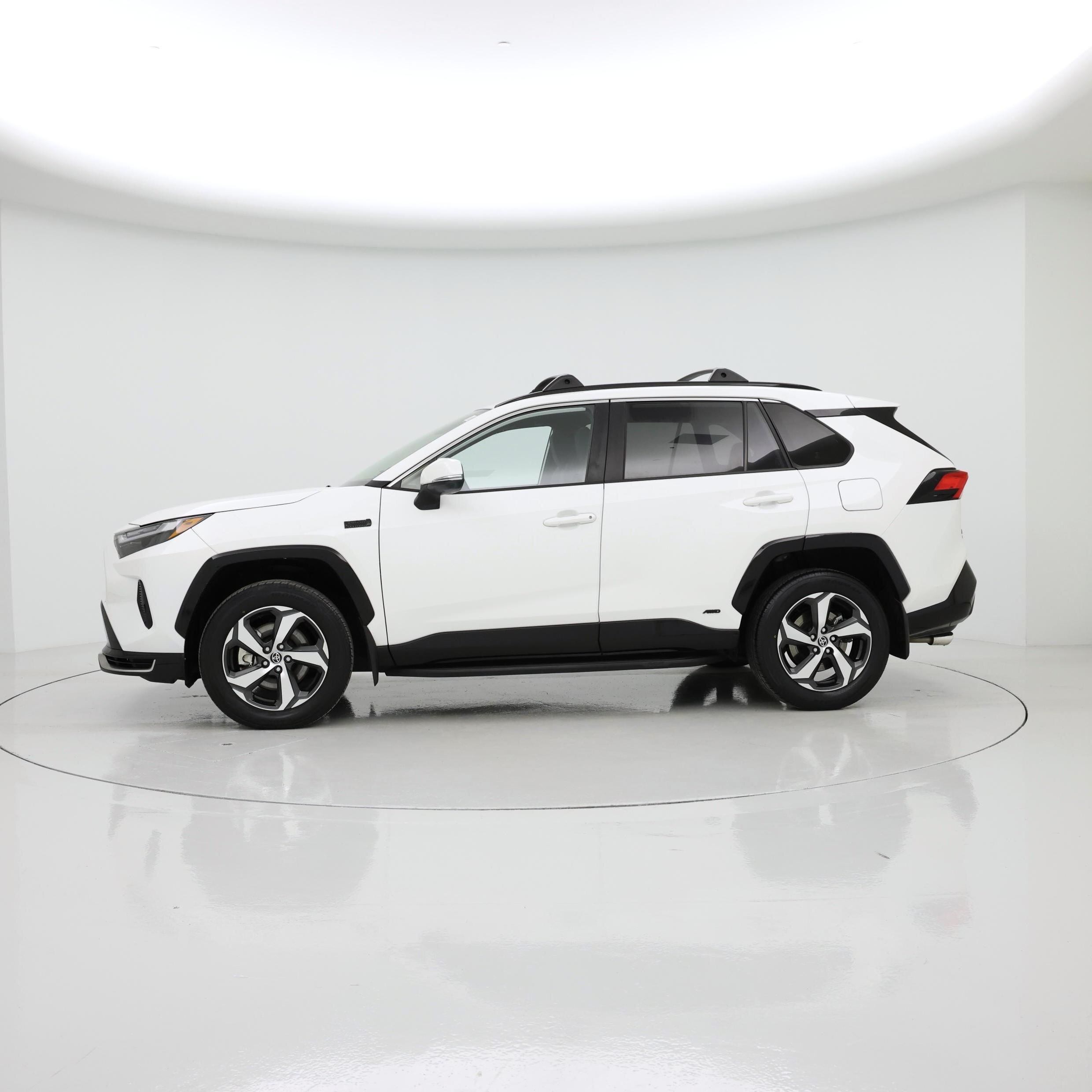 Thumbnail: 2023 Toyota RAV4 - 3