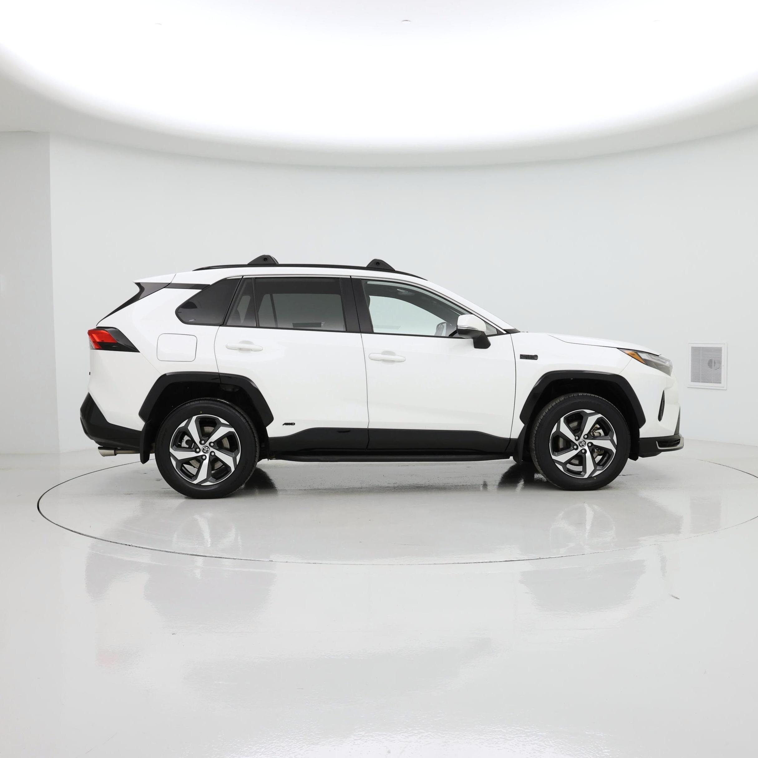 Thumbnail: 2023 Toyota RAV4 - 7