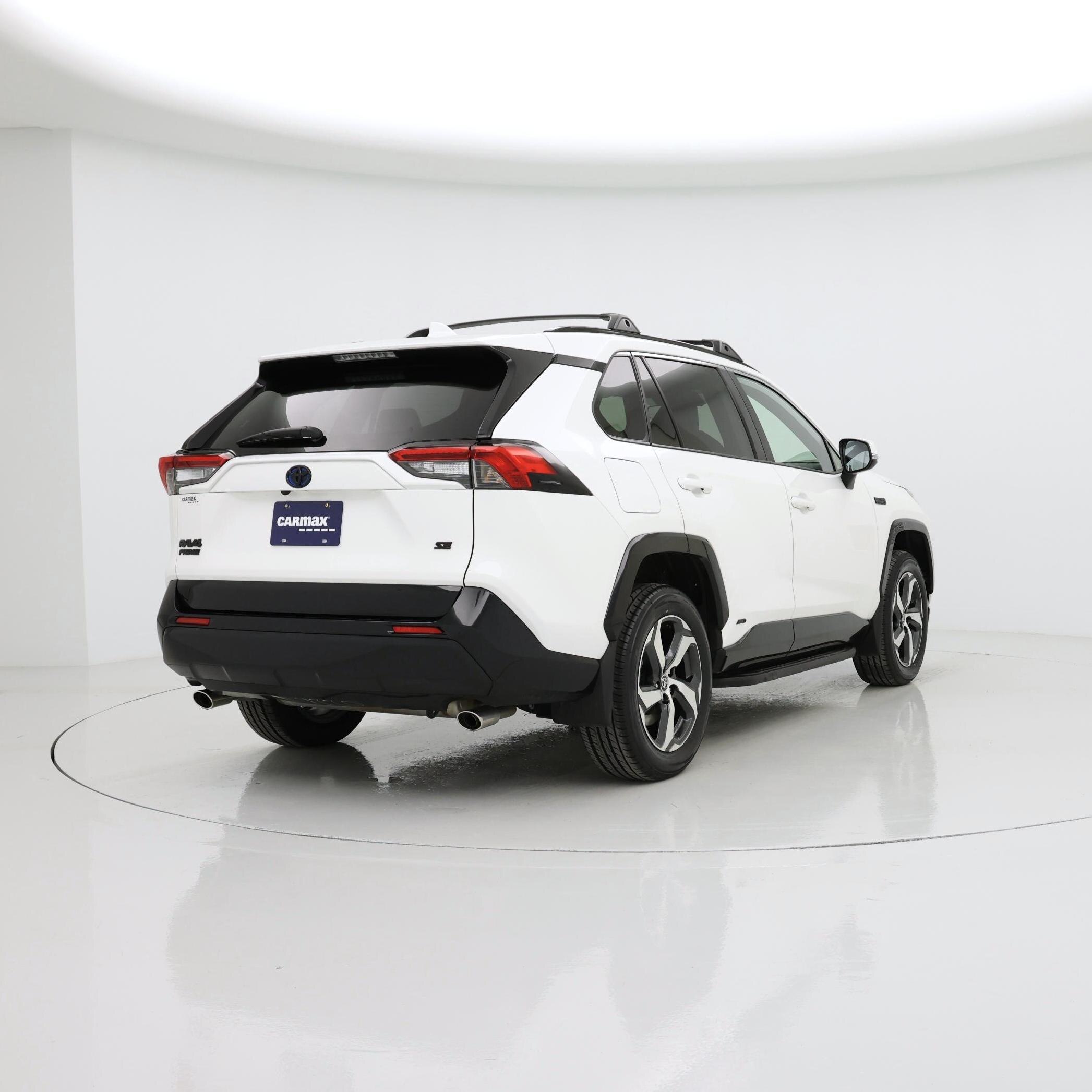 Thumbnail: 2023 Toyota RAV4 - 8