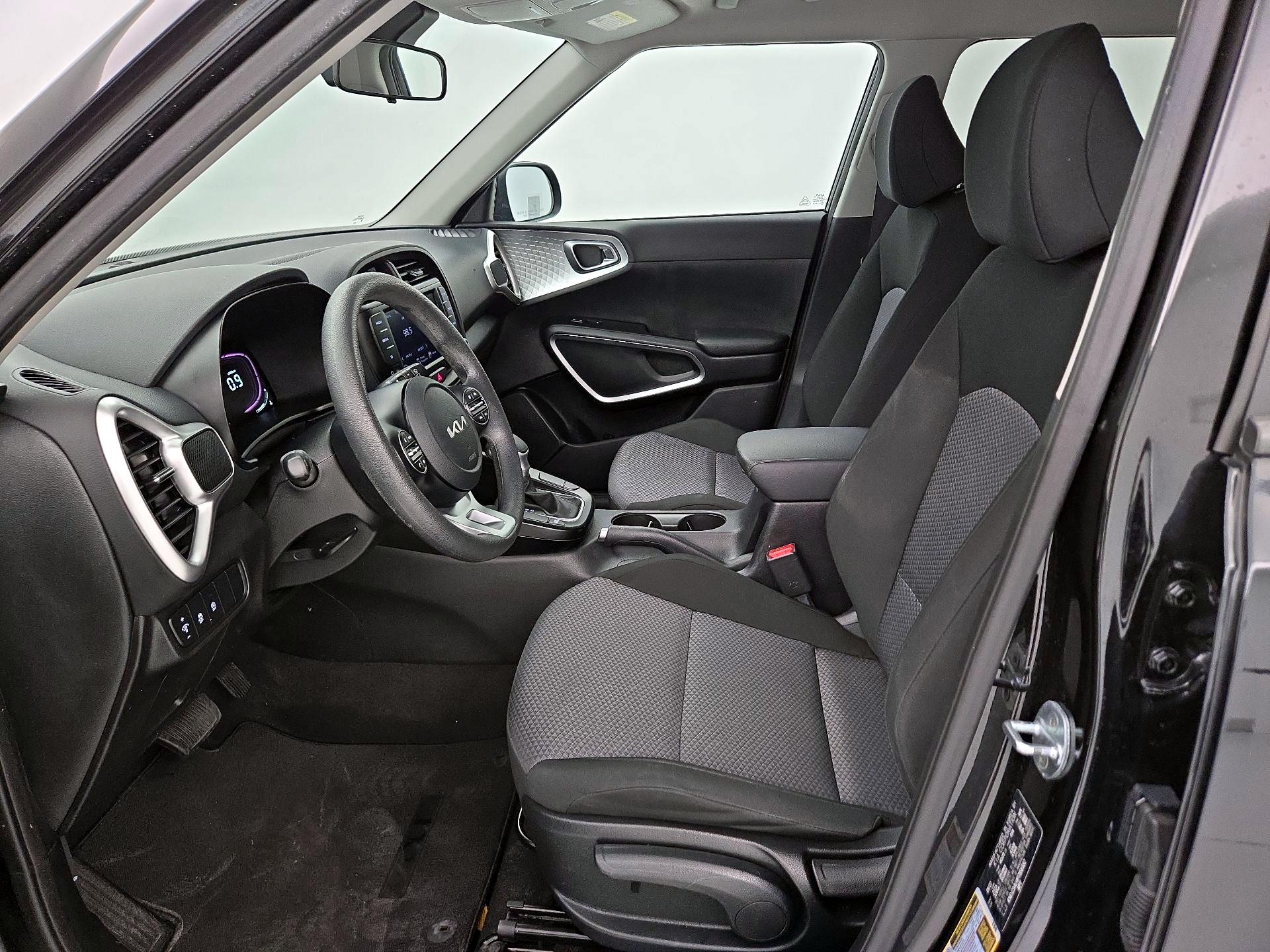 Thumbnail: 2023 Kia Soul - 11