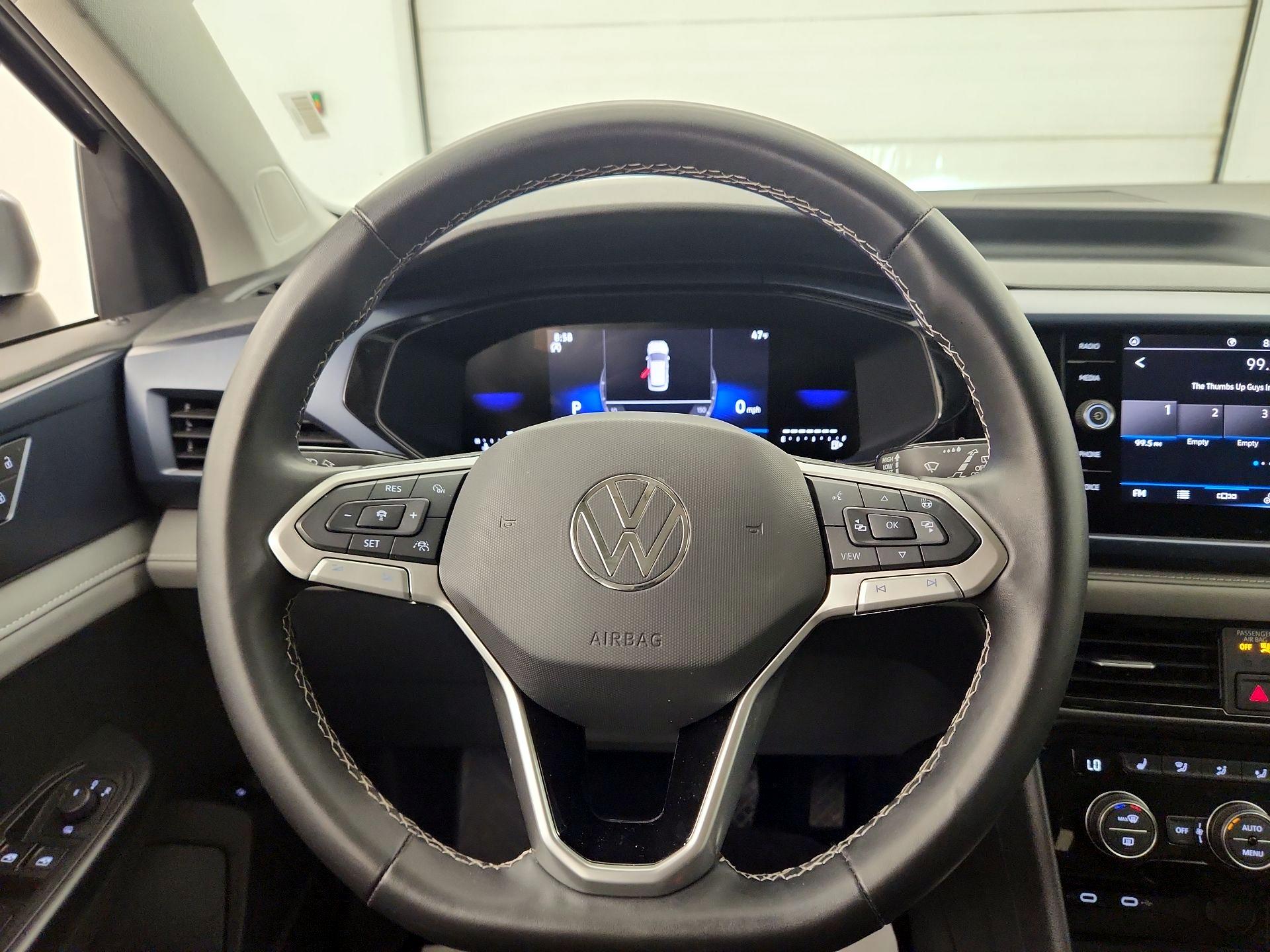 Thumbnail: 2024 Volkswagen Taos - 10