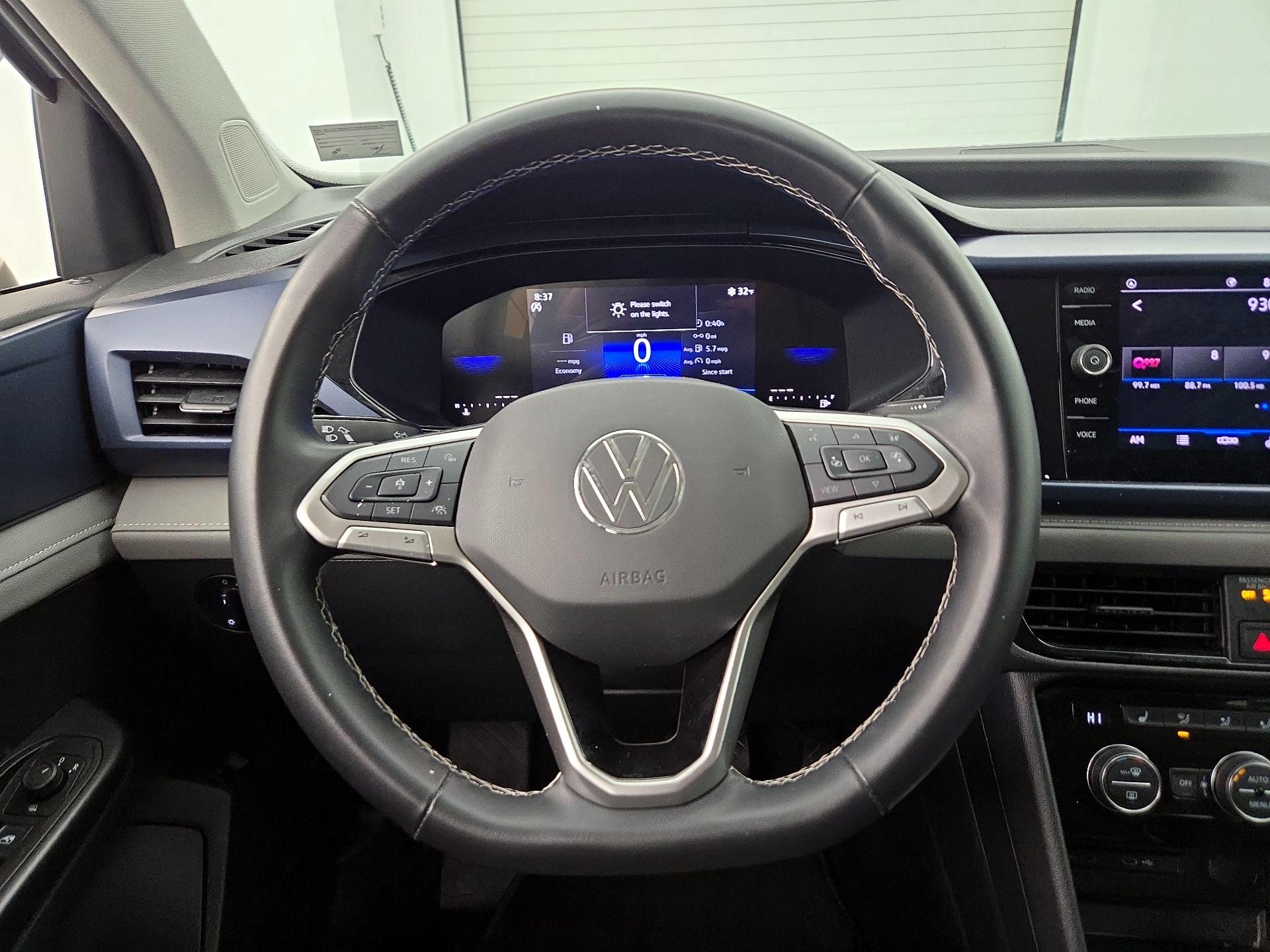 Thumbnail: 2024 Volkswagen Taos - 10