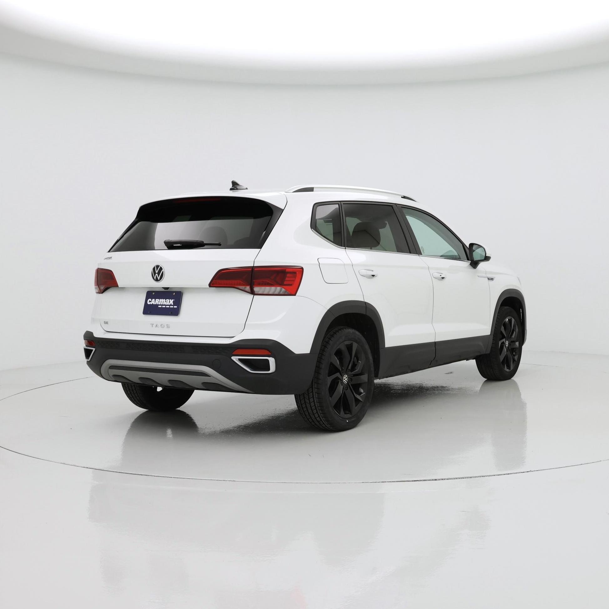 Thumbnail: 2024 Volkswagen Taos - 8