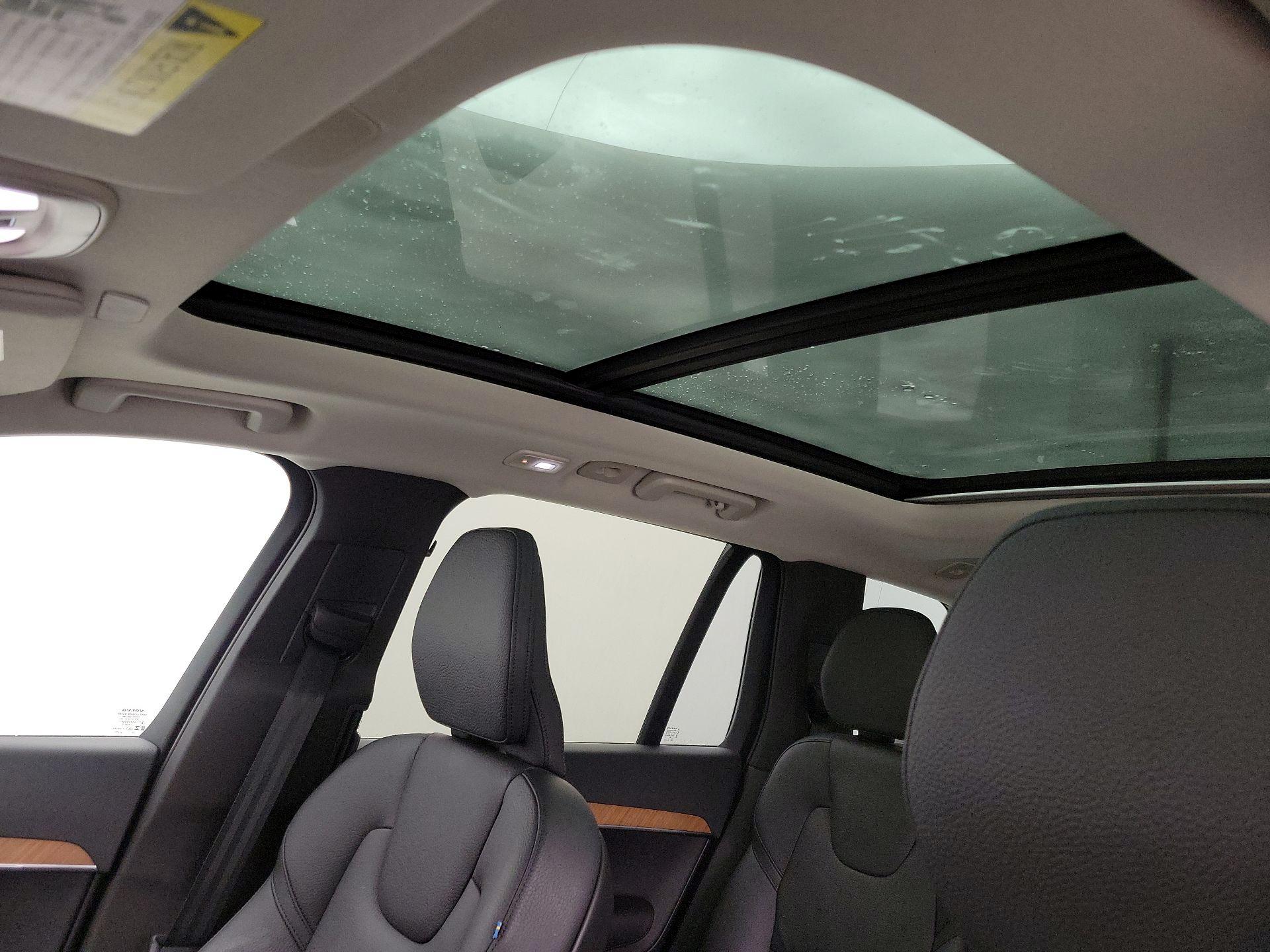 Thumbnail: 2024 Volvo XC90 - 20